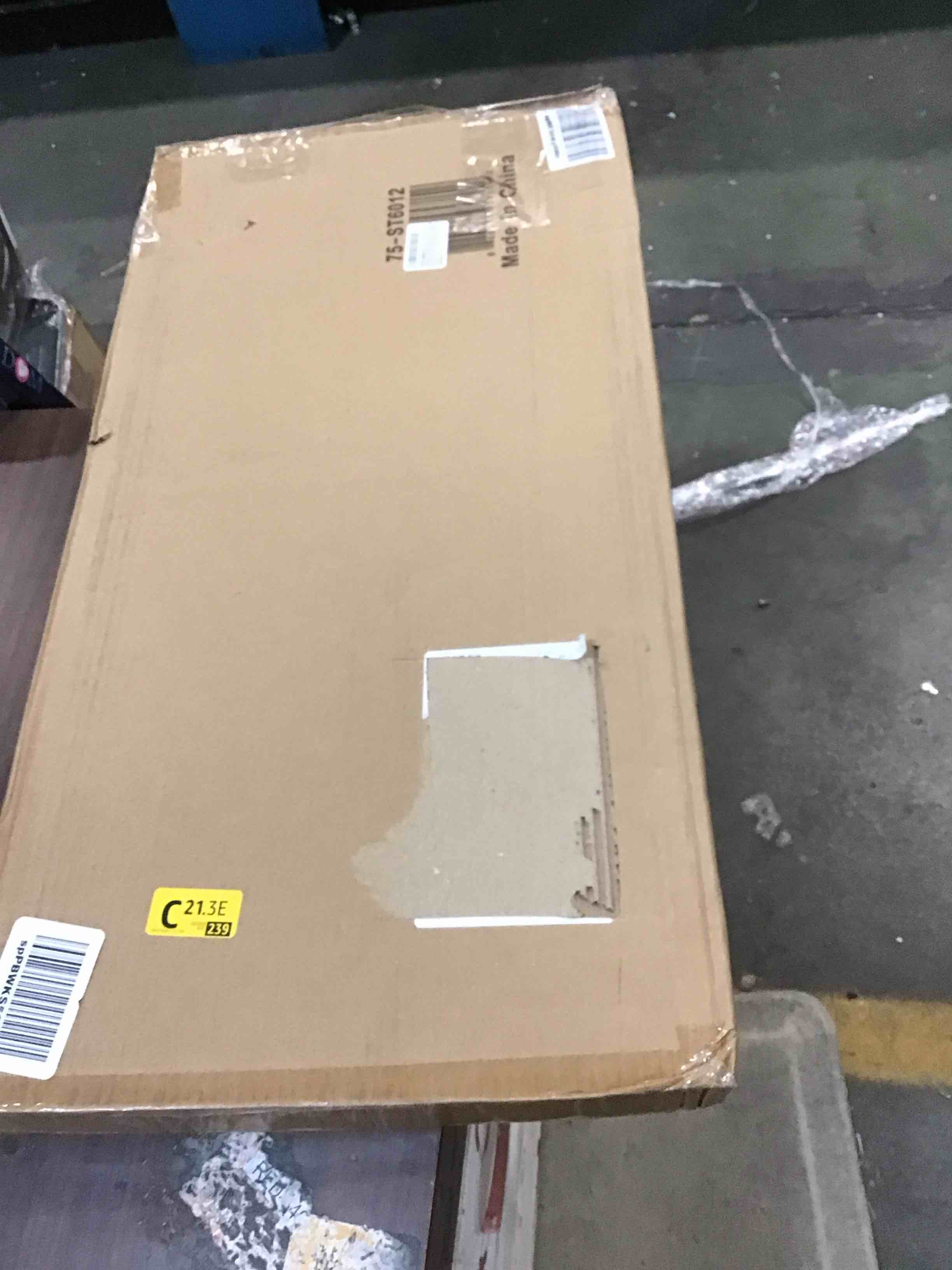 https://s3.amazonaws.com/lotting-images-prod/bidfta/BLU4934781_1705093963478.jpeg