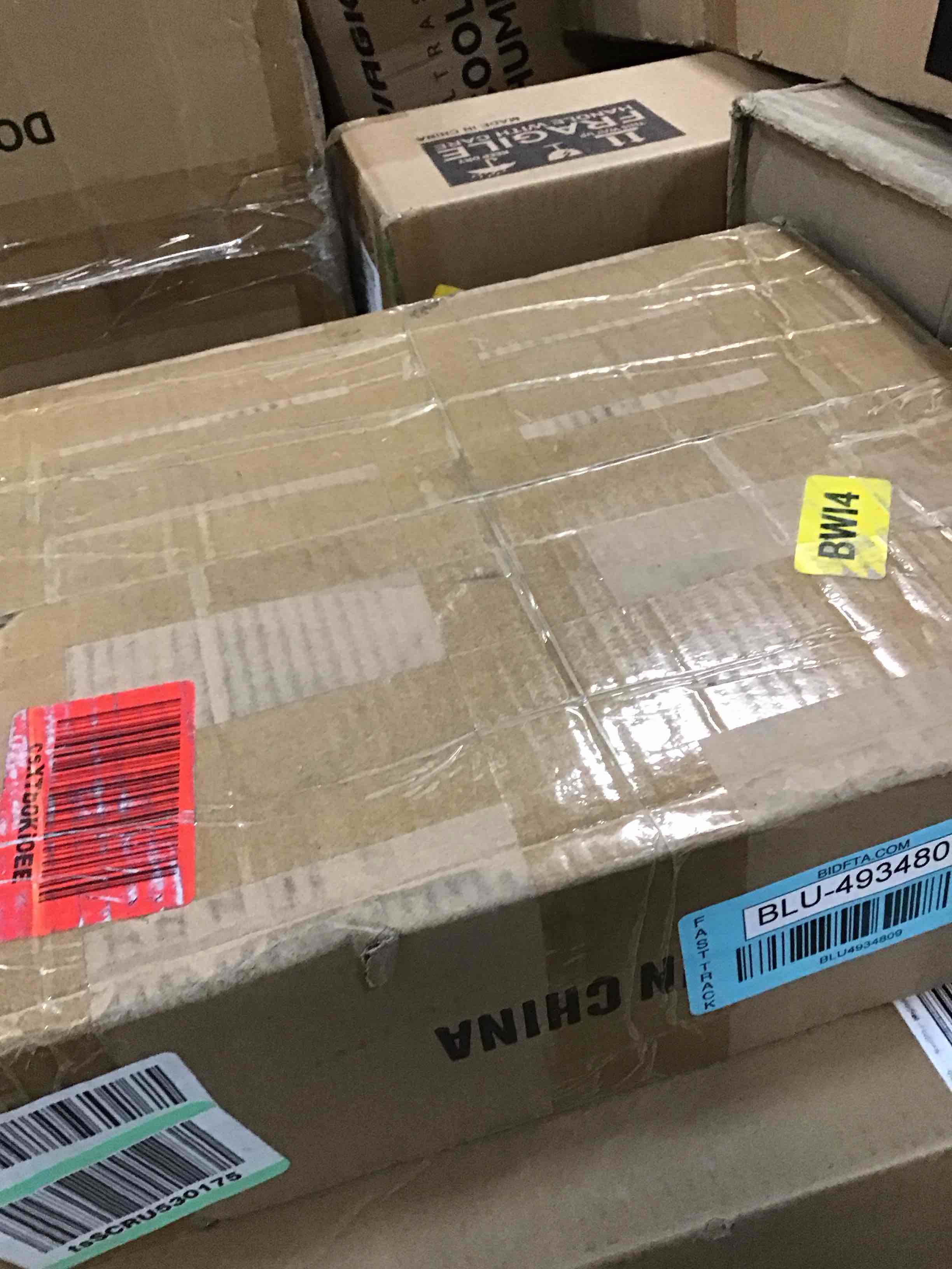 https://s3.amazonaws.com/lotting-images-prod/bidfta/BLU4934809_1705322336932.jpeg