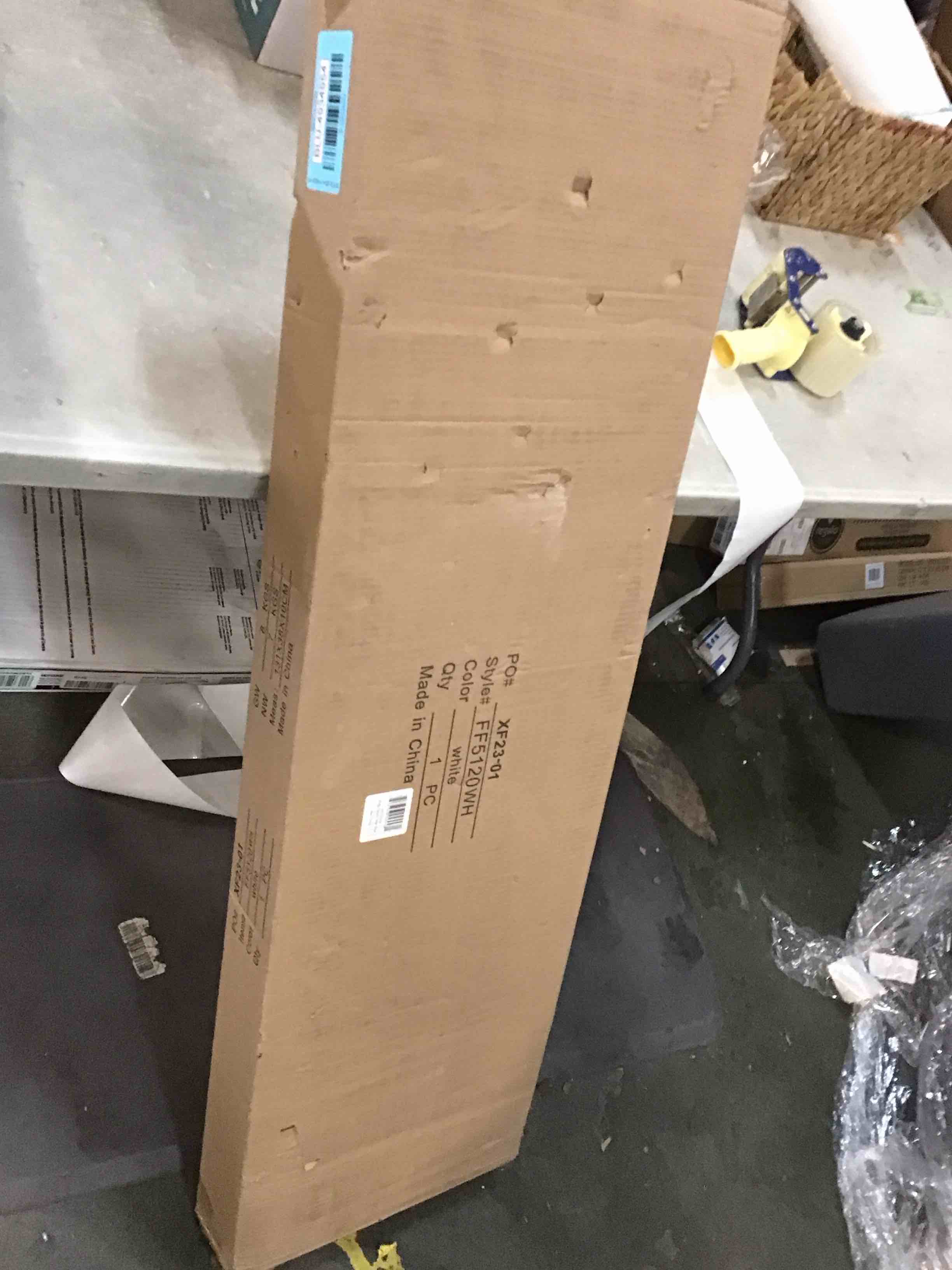 https://s3.amazonaws.com/lotting-images-prod/bidfta/BLU4934954_1705334686389.jpeg