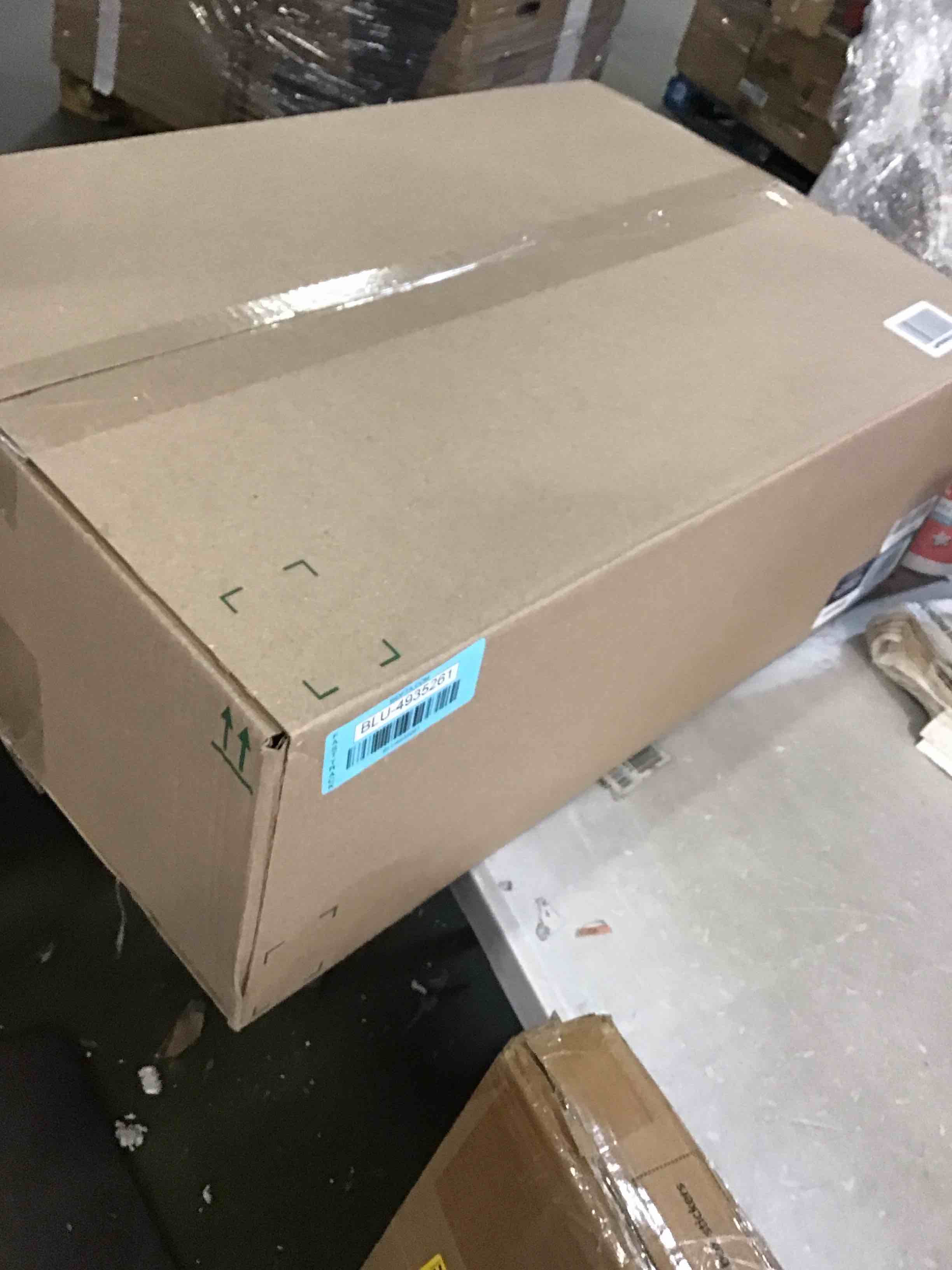 https://s3.amazonaws.com/lotting-images-prod/bidfta/BLU4935261_1705422242004.jpeg
