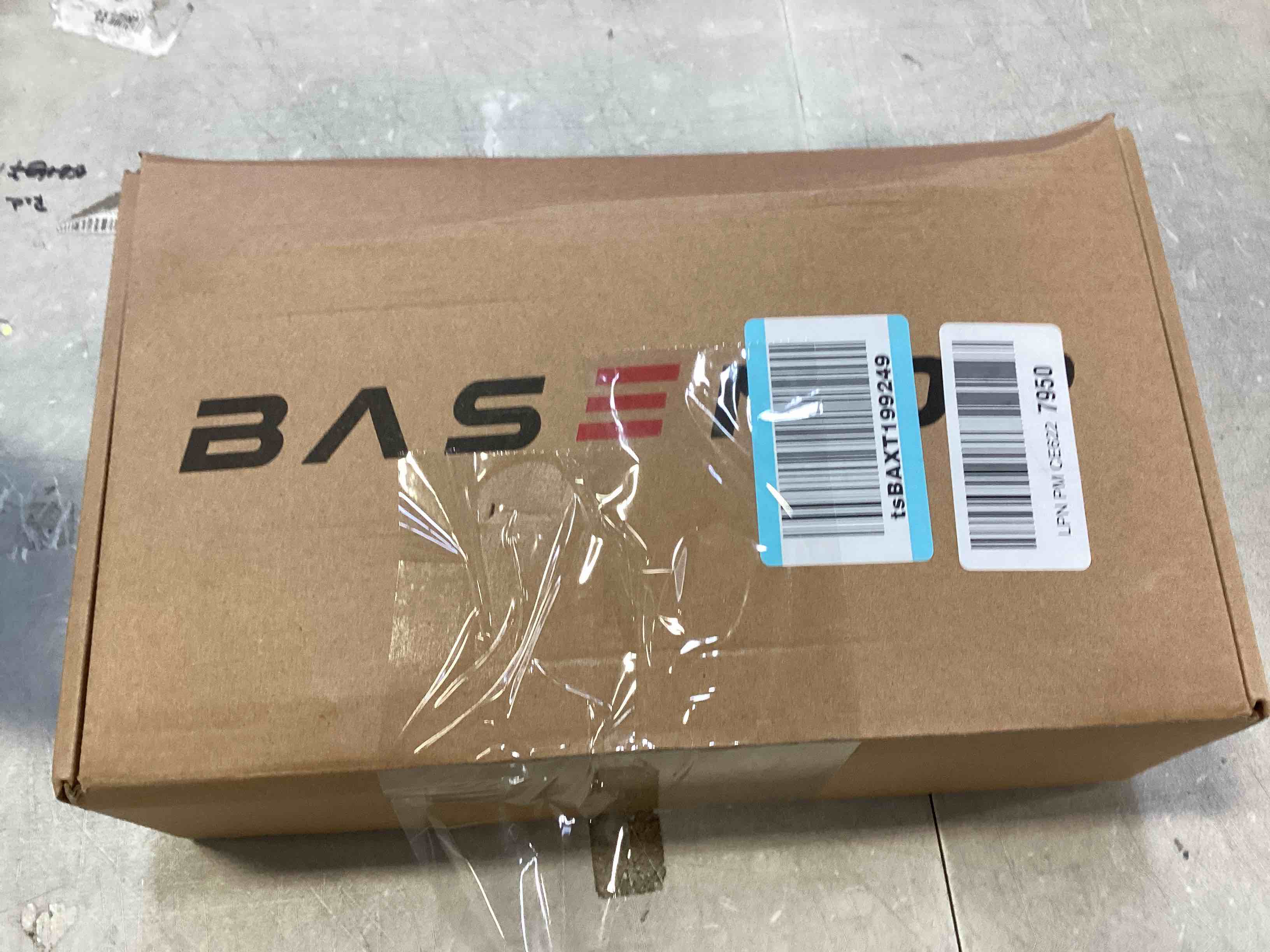 https://s3.amazonaws.com/lotting-images-prod/bidfta/BLU4935506_1704728336325.jpeg