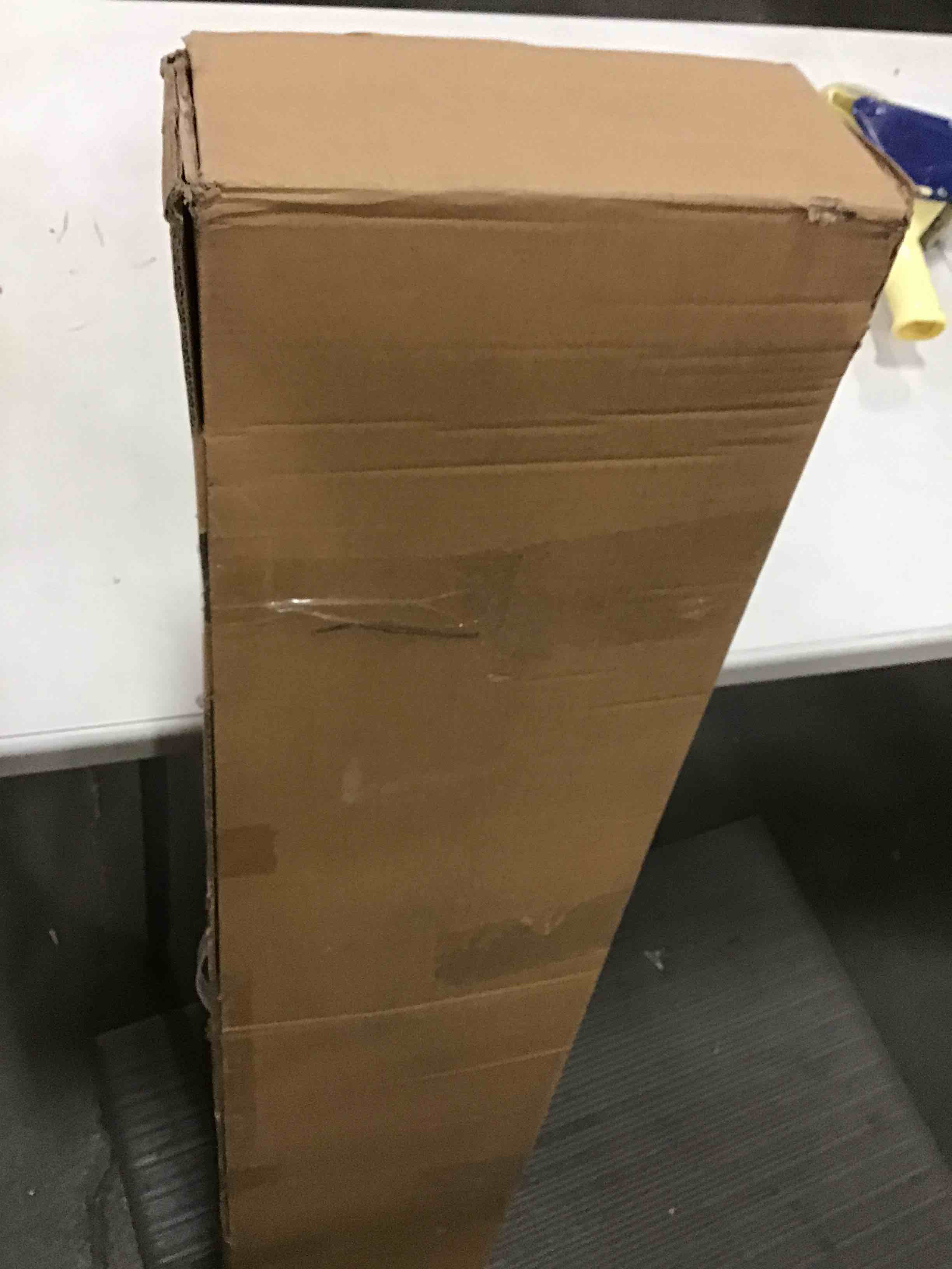 https://s3.amazonaws.com/lotting-images-prod/bidfta/BLU4936617_1705066147591.jpeg