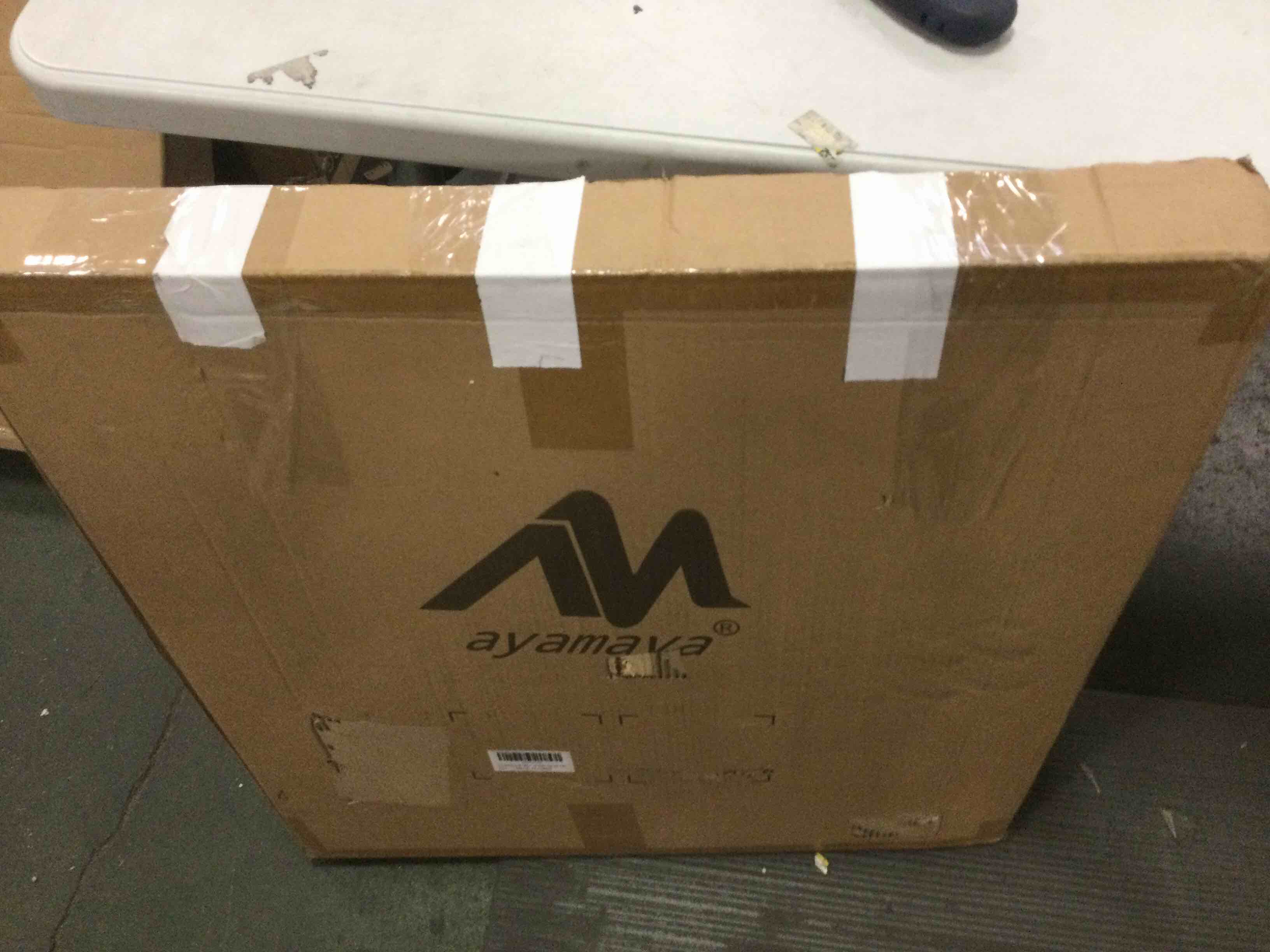https://s3.amazonaws.com/lotting-images-prod/bidfta/BLU4936888_1705094050609.jpeg