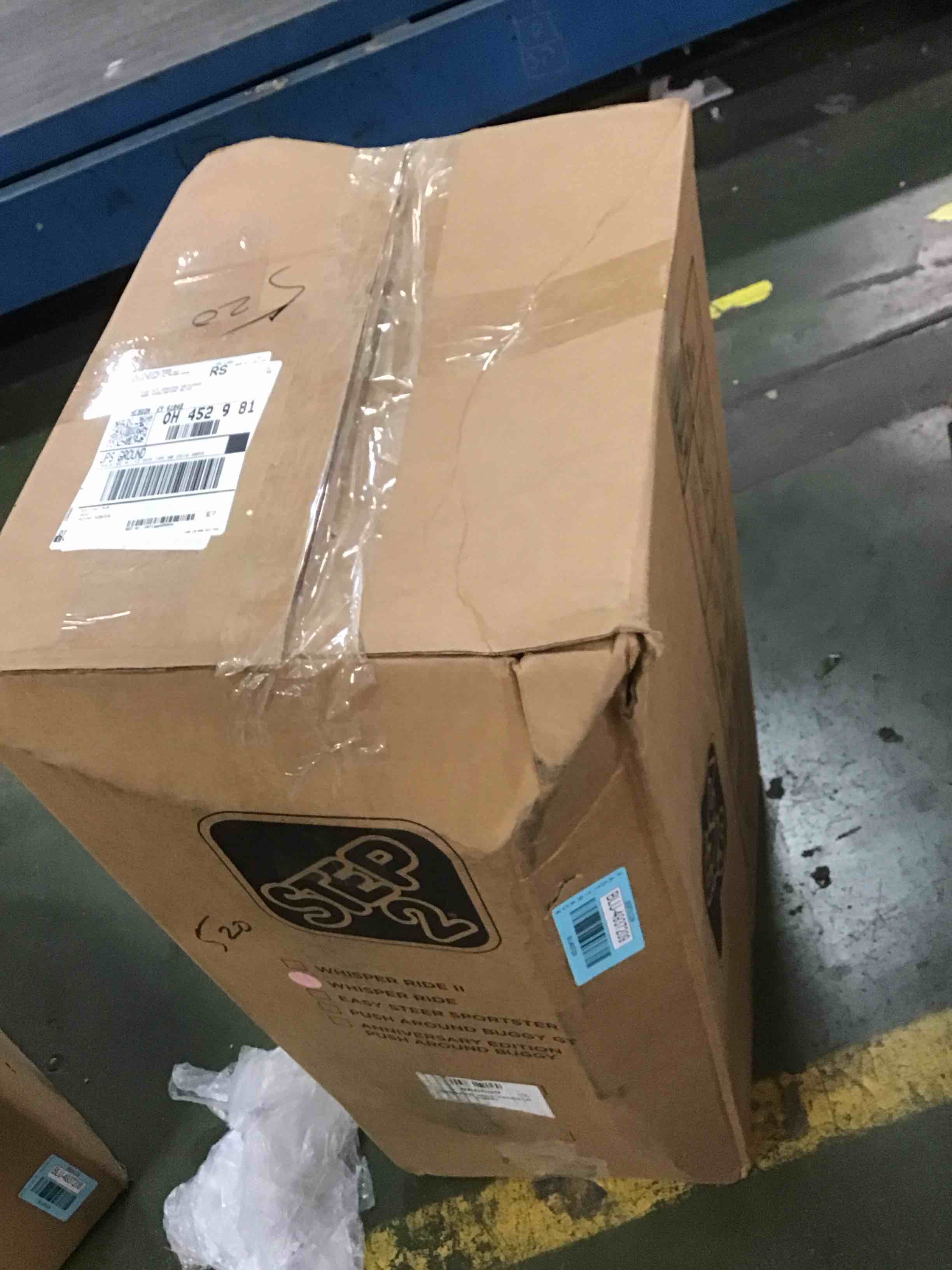 https://s3.amazonaws.com/lotting-images-prod/bidfta/BLU4937209_1704830019273.jpeg