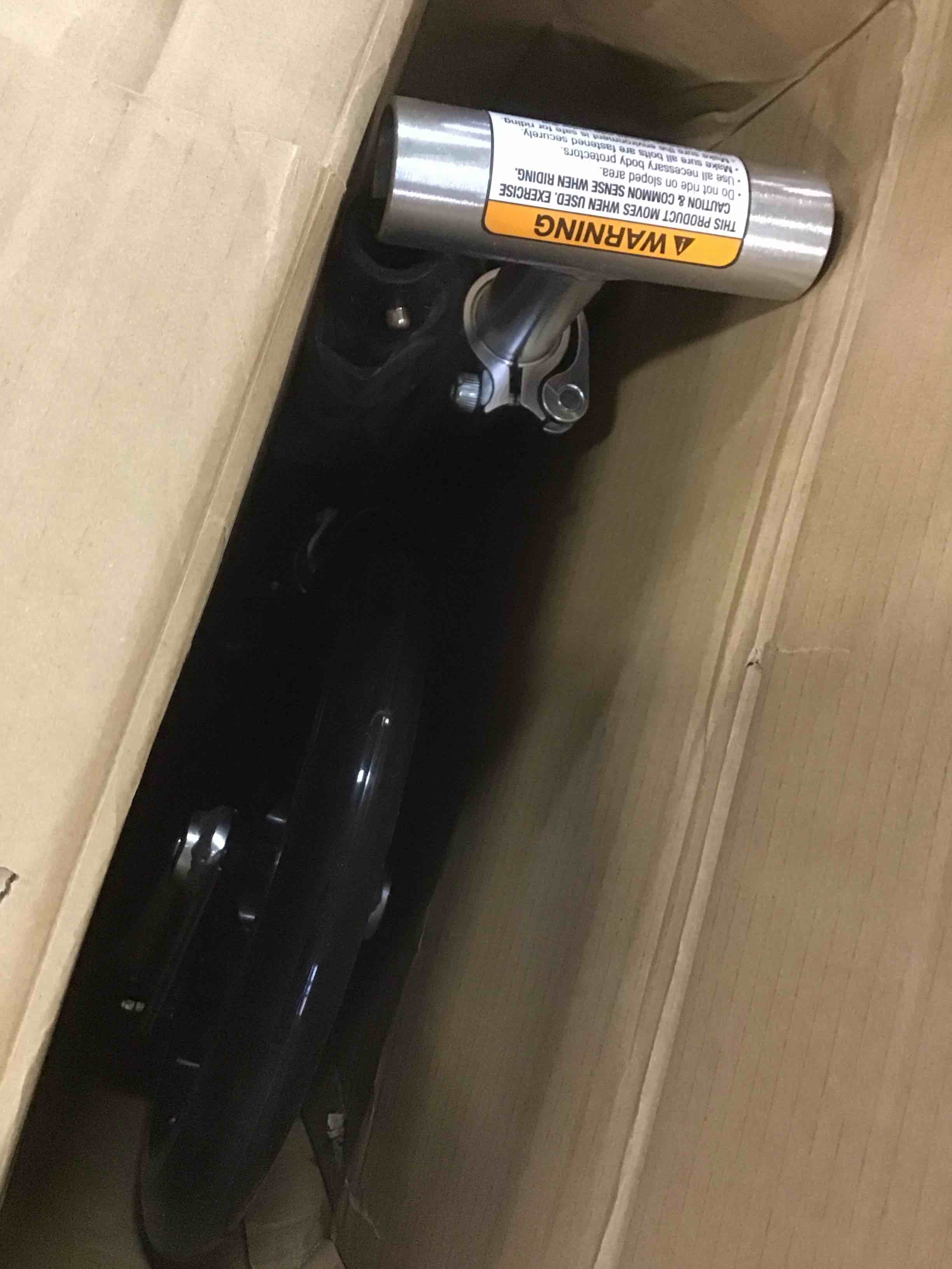 https://s3.amazonaws.com/lotting-images-prod/bidfta/BLU4937225_1704832267727.jpeg