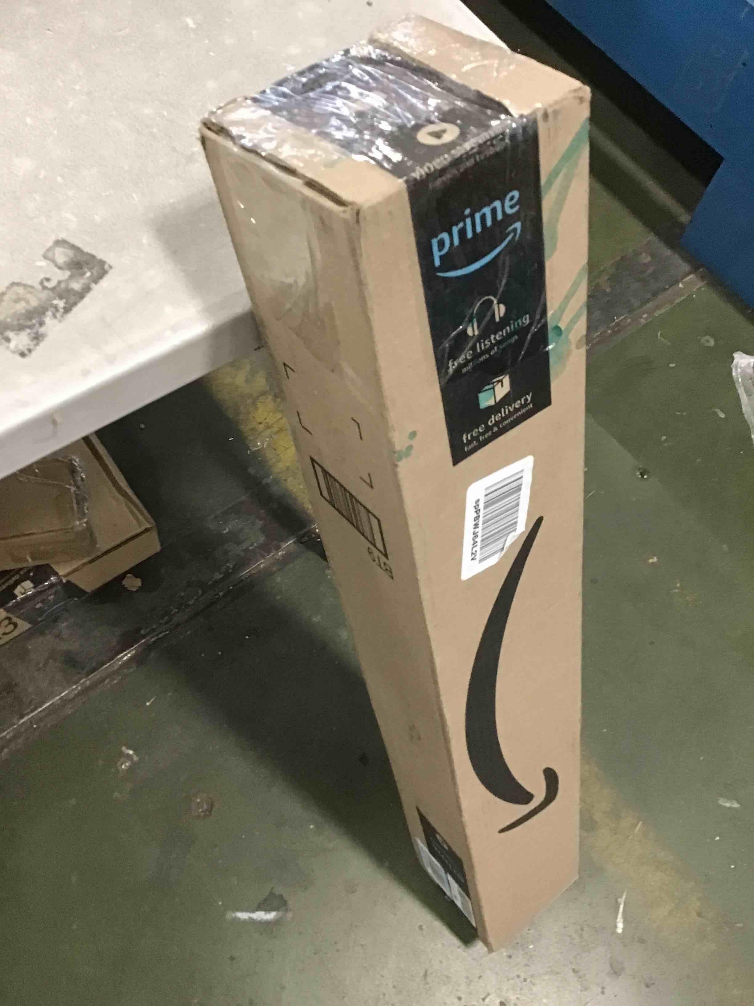 https://s3.amazonaws.com/lotting-images-prod/bidfta/BLU4938254_1705426792397.jpeg