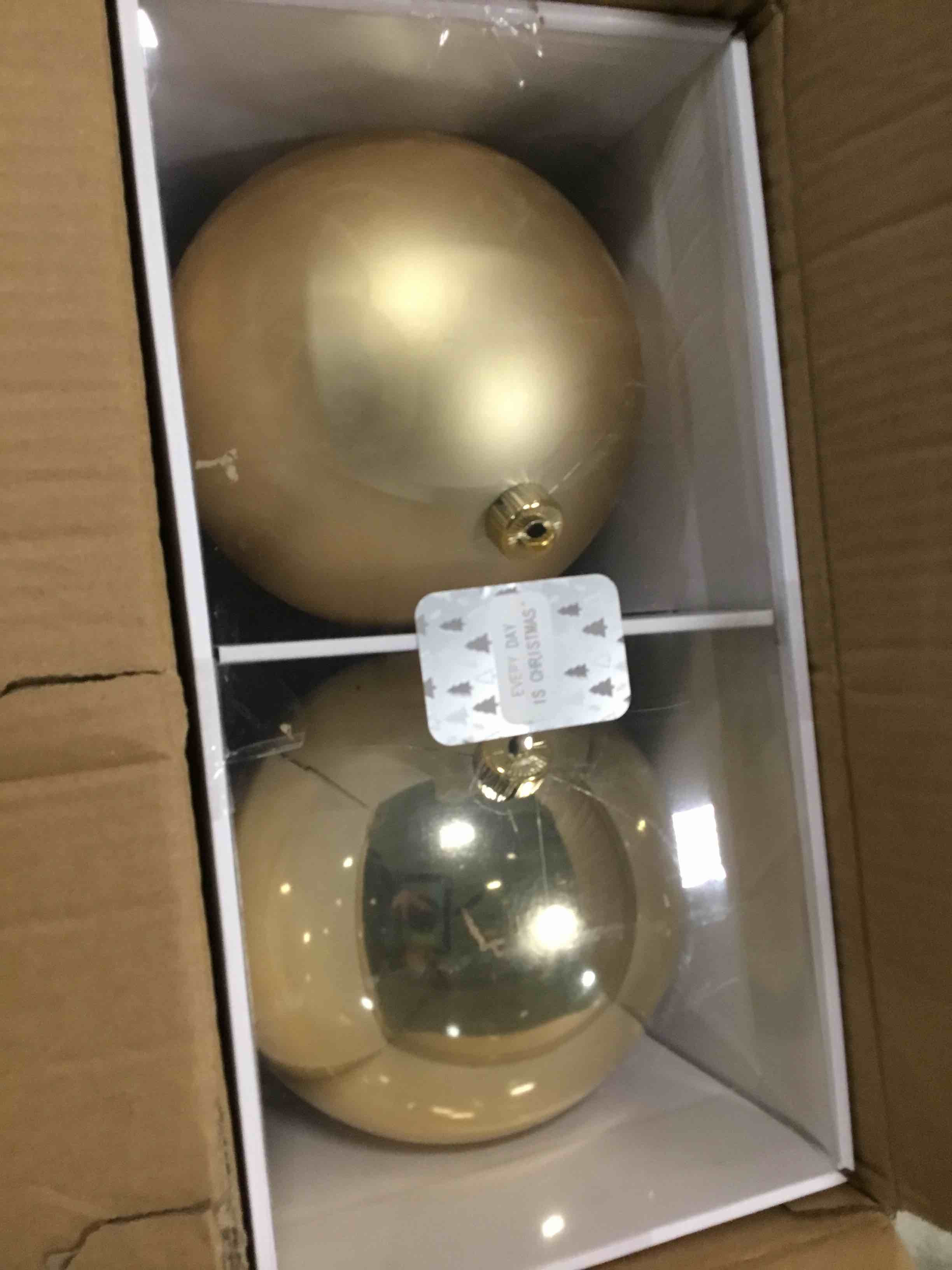 https://s3.amazonaws.com/lotting-images-prod/bidfta/BLU4938509_1704551860774.jpeg