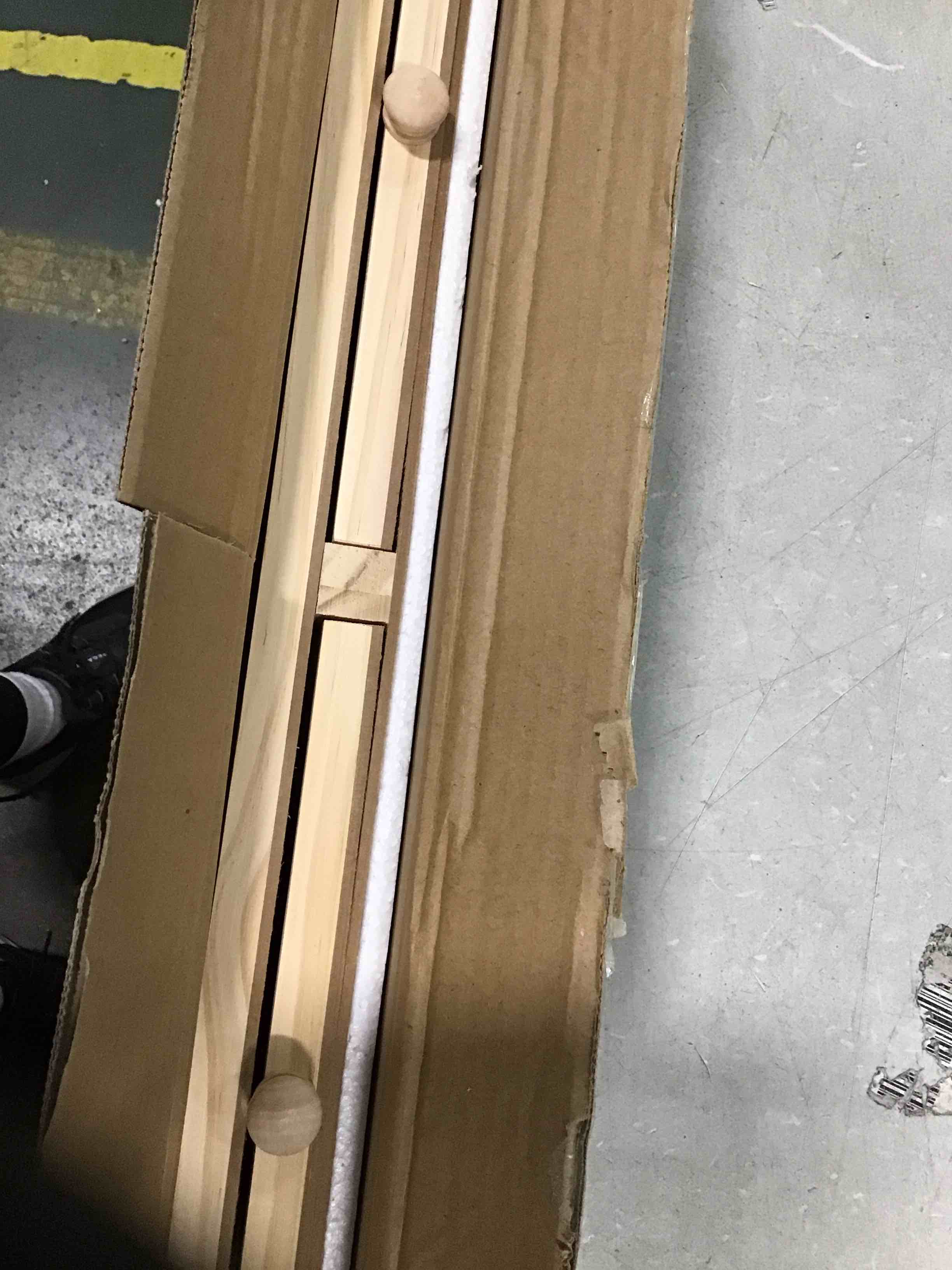 https://s3.amazonaws.com/lotting-images-prod/bidfta/BLU4939163_1704913389312.jpeg