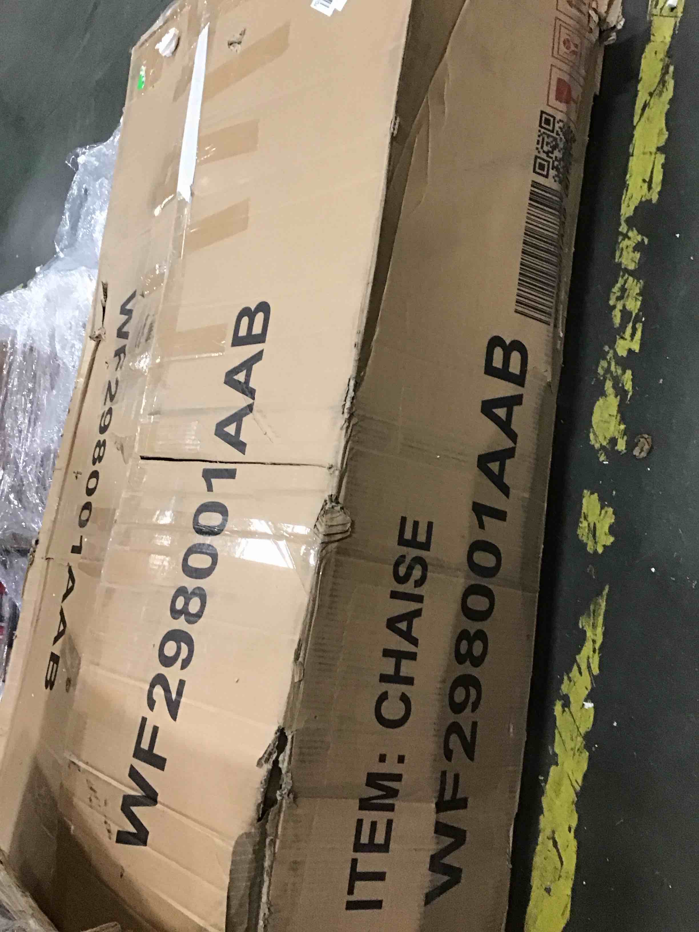 https://s3.amazonaws.com/lotting-images-prod/bidfta/BLU4939225_1704975183202.jpeg