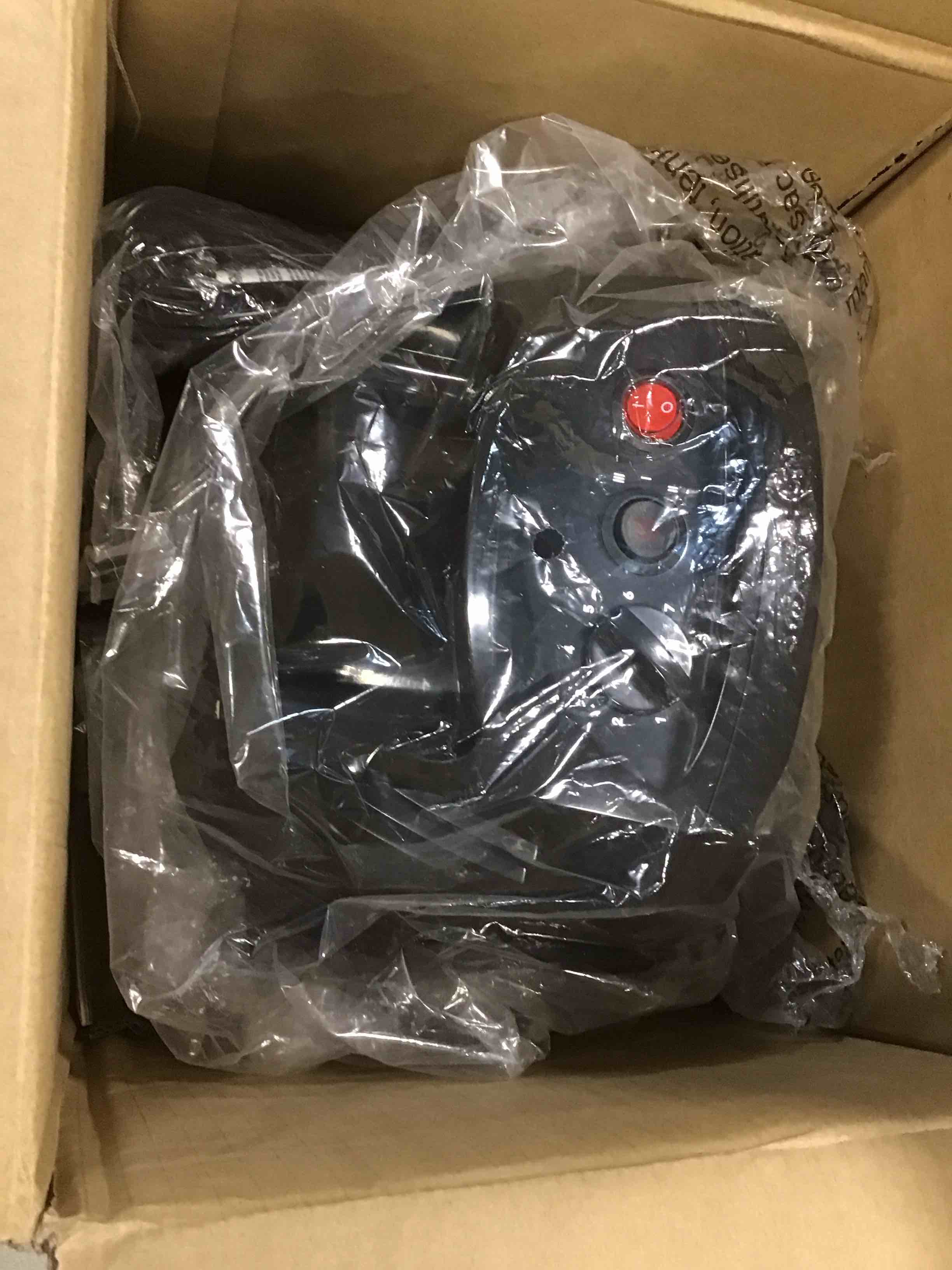 https://s3.amazonaws.com/lotting-images-prod/bidfta/BLU4939433_1705065543377.jpeg