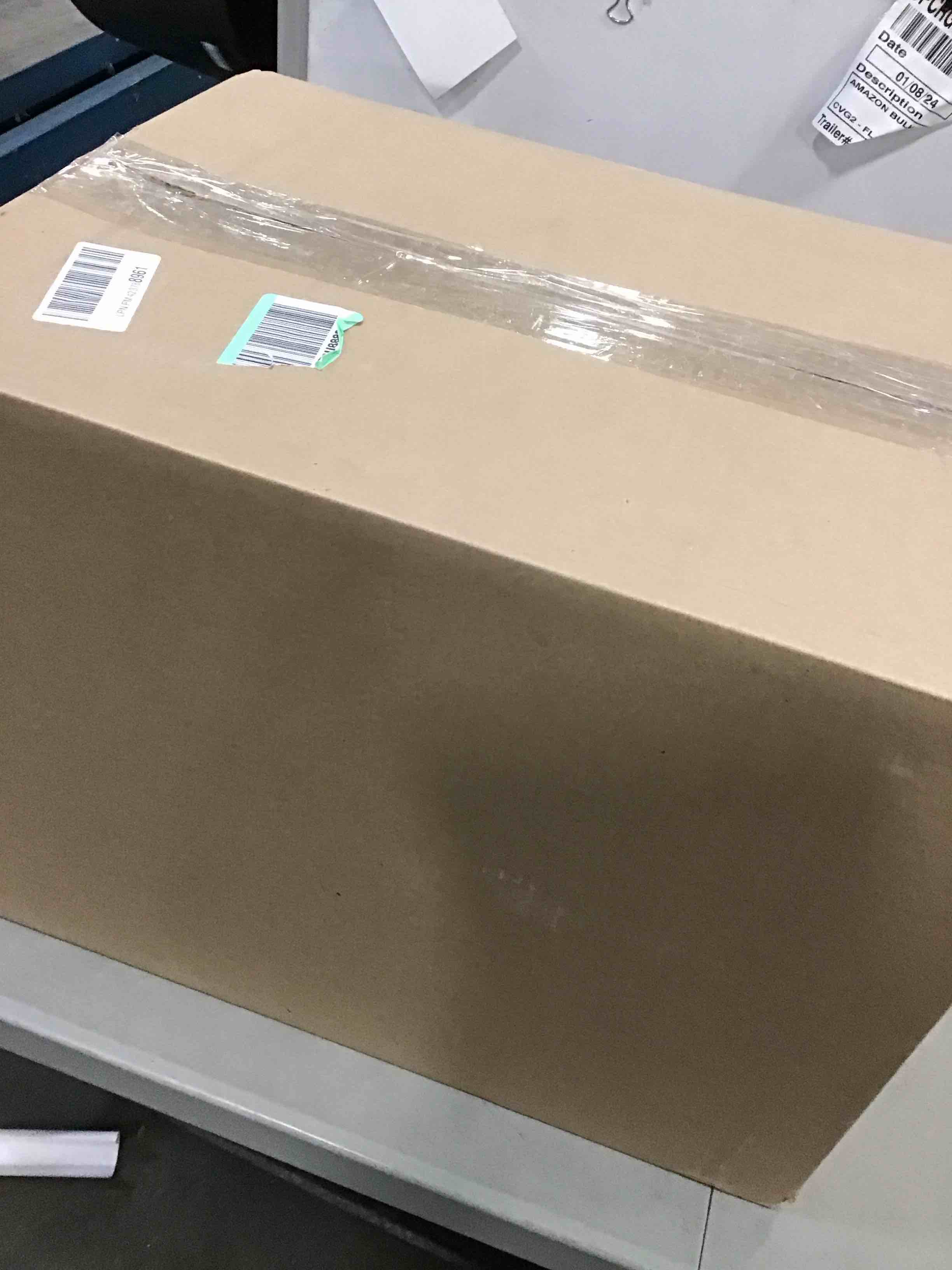 https://s3.amazonaws.com/lotting-images-prod/bidfta/BLU4939441_1705066557587.jpeg