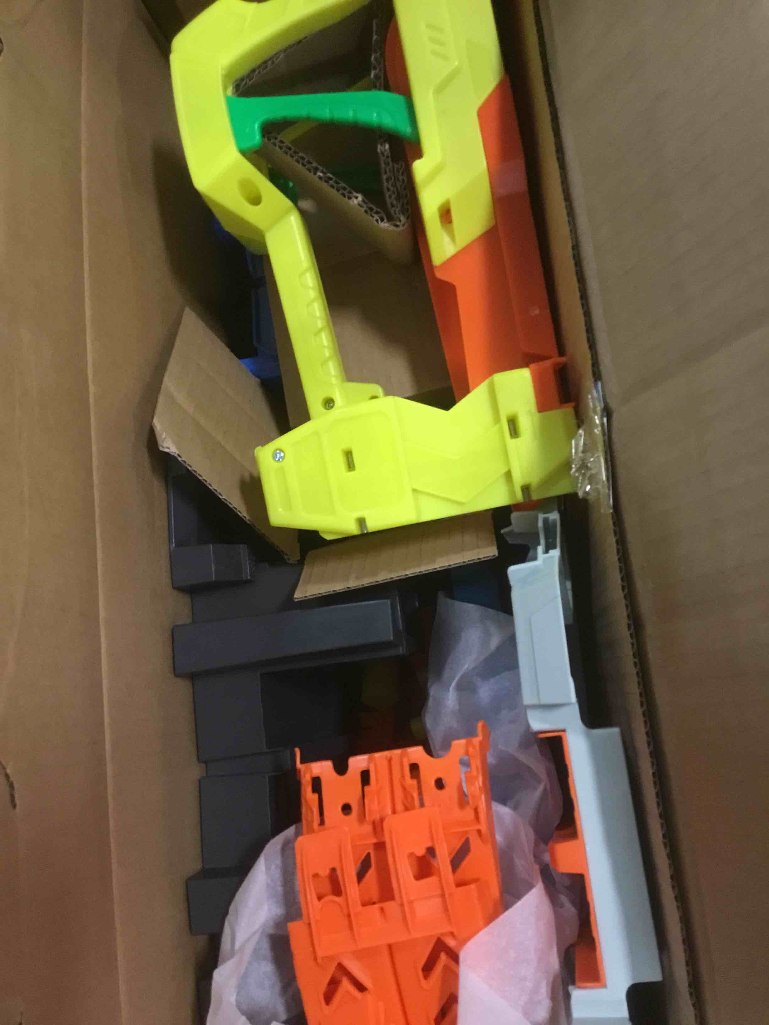 https://s3.amazonaws.com/lotting-images-prod/bidfta/BLU4939736_1705158659695.jpeg