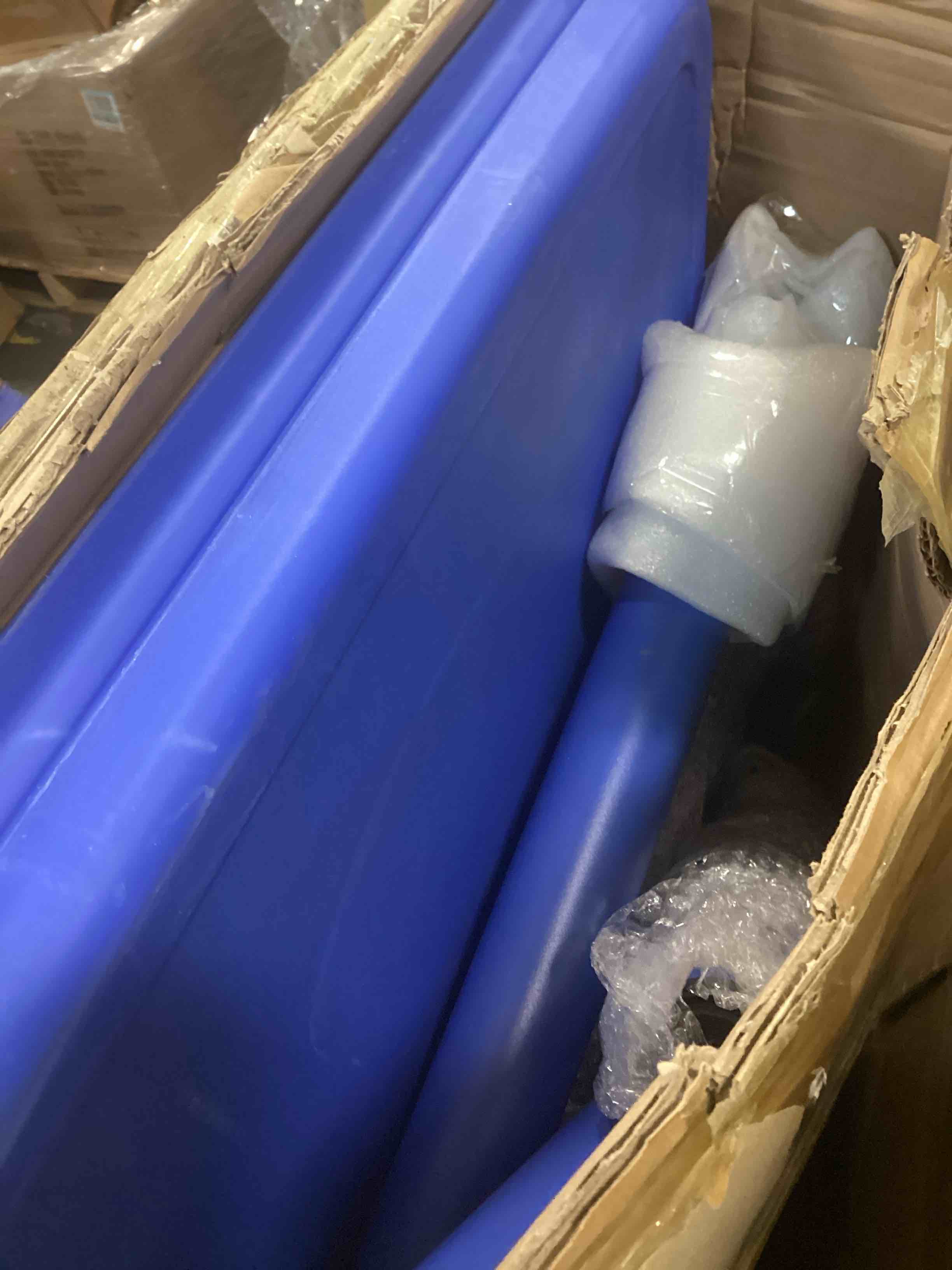 https://s3.amazonaws.com/lotting-images-prod/bidfta/BLU4939785_1705166032025.jpeg