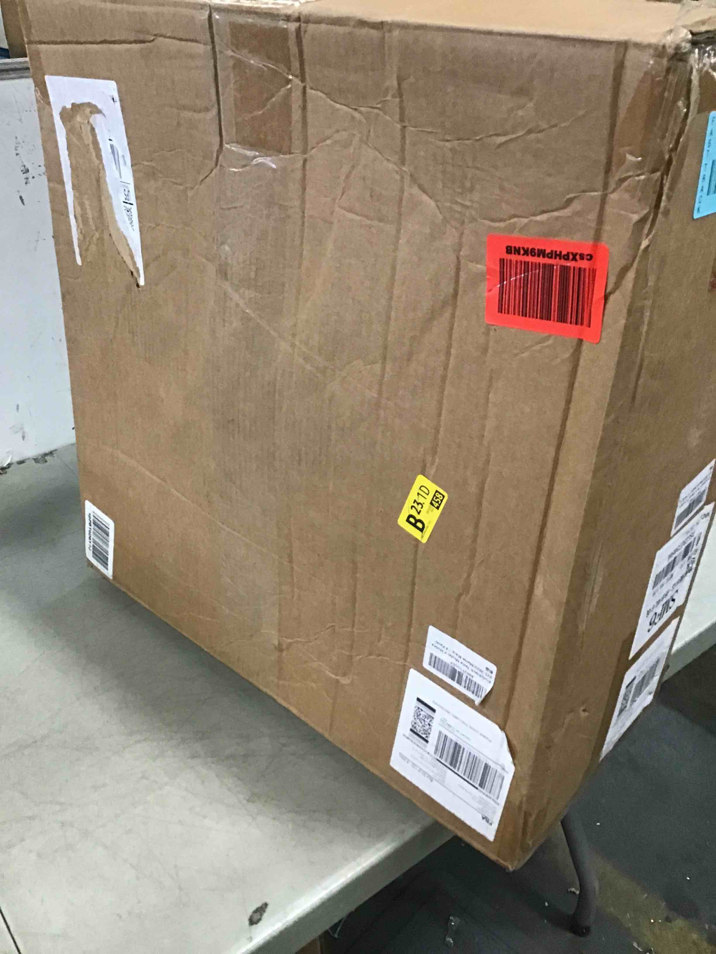https://s3.amazonaws.com/lotting-images-prod/bidfta/BLU4940191_1704393216169.jpeg
