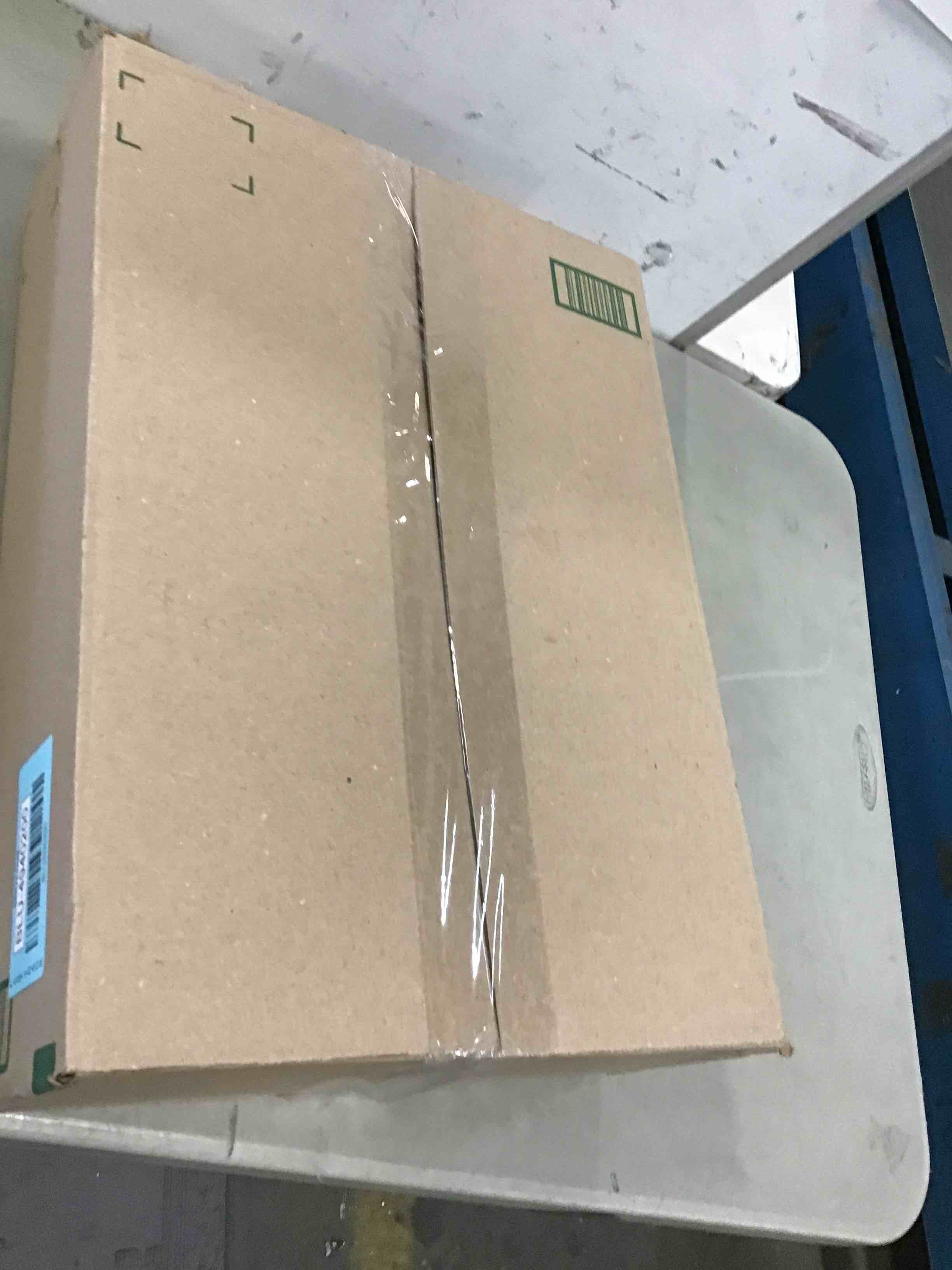 https://s3.amazonaws.com/lotting-images-prod/bidfta/BLU4940200_1704394063392.jpeg