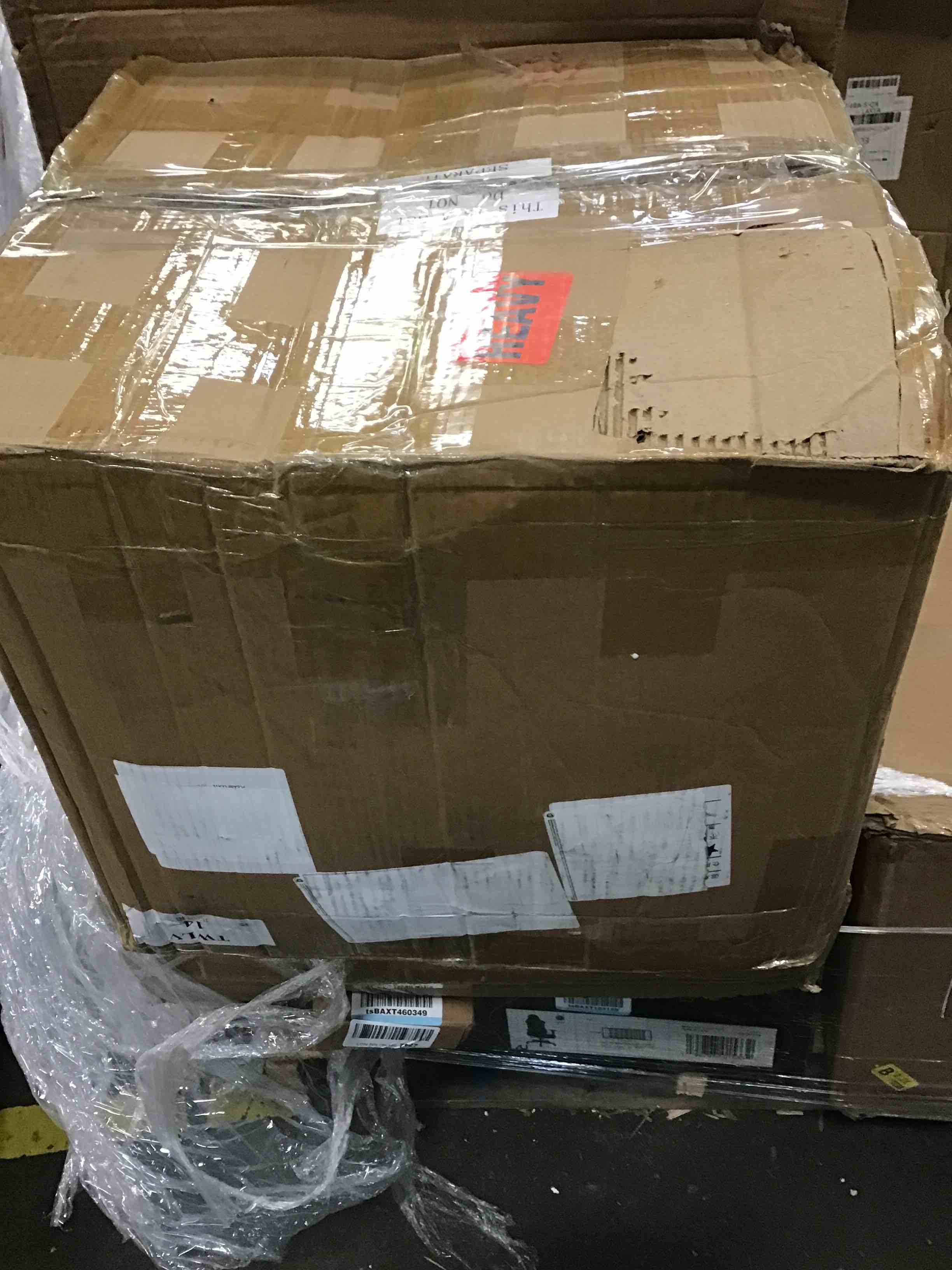 https://s3.amazonaws.com/lotting-images-prod/bidfta/BLU4940229_1704400185799.jpeg