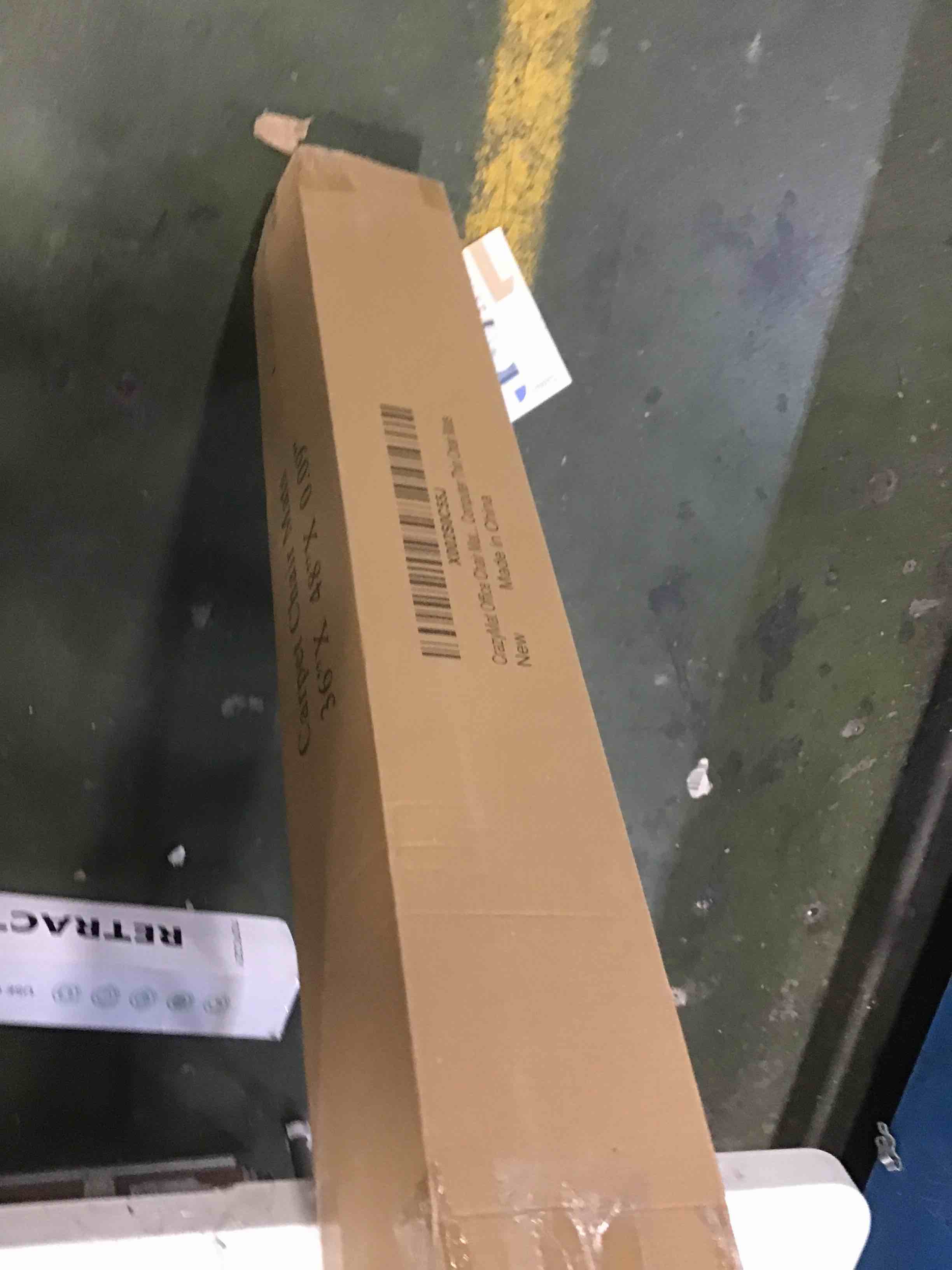 https://s3.amazonaws.com/lotting-images-prod/bidfta/BLU4940318_1704465317952.jpeg