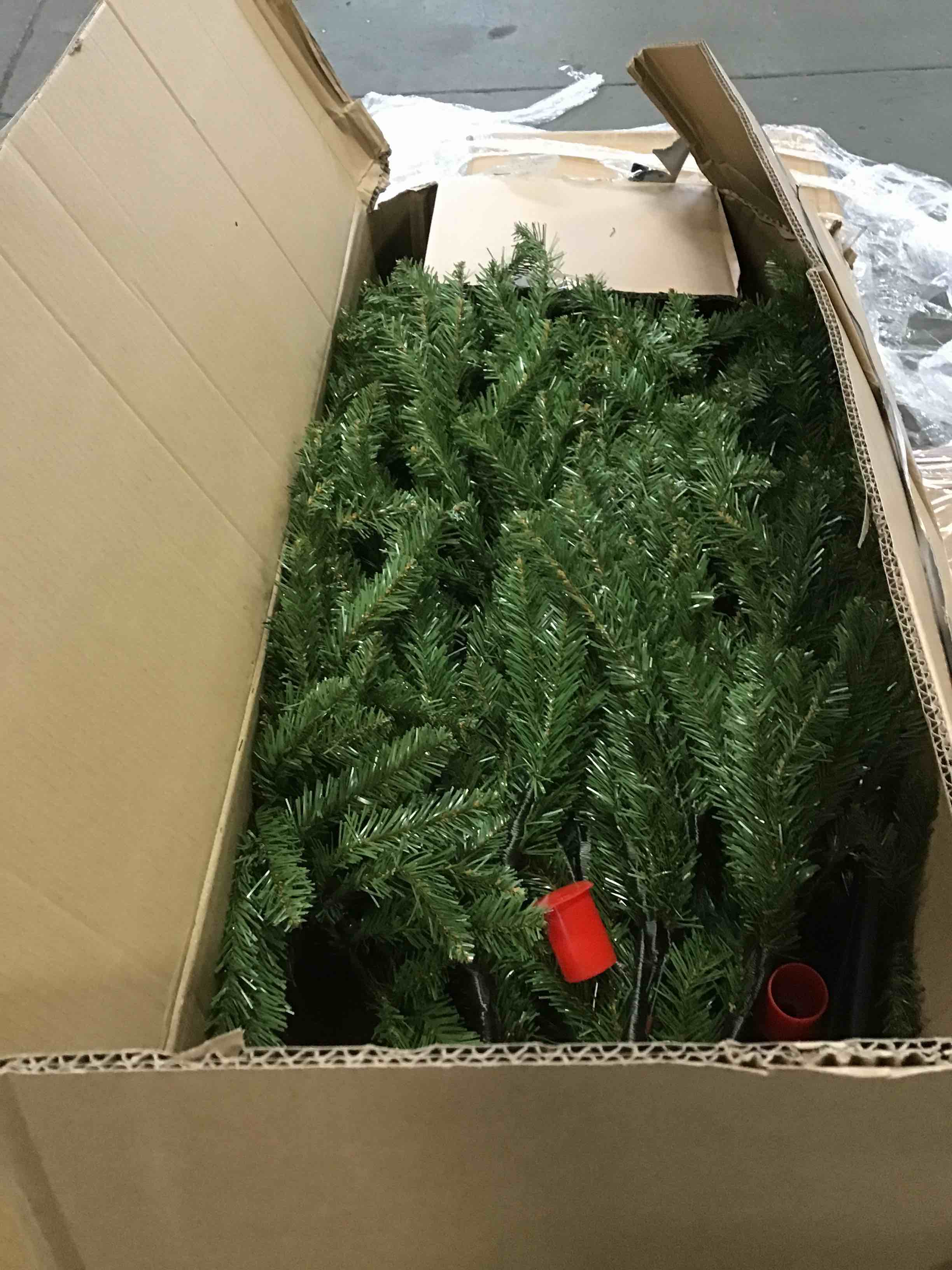 https://s3.amazonaws.com/lotting-images-prod/bidfta/BLU4940353_1704470451035.jpeg