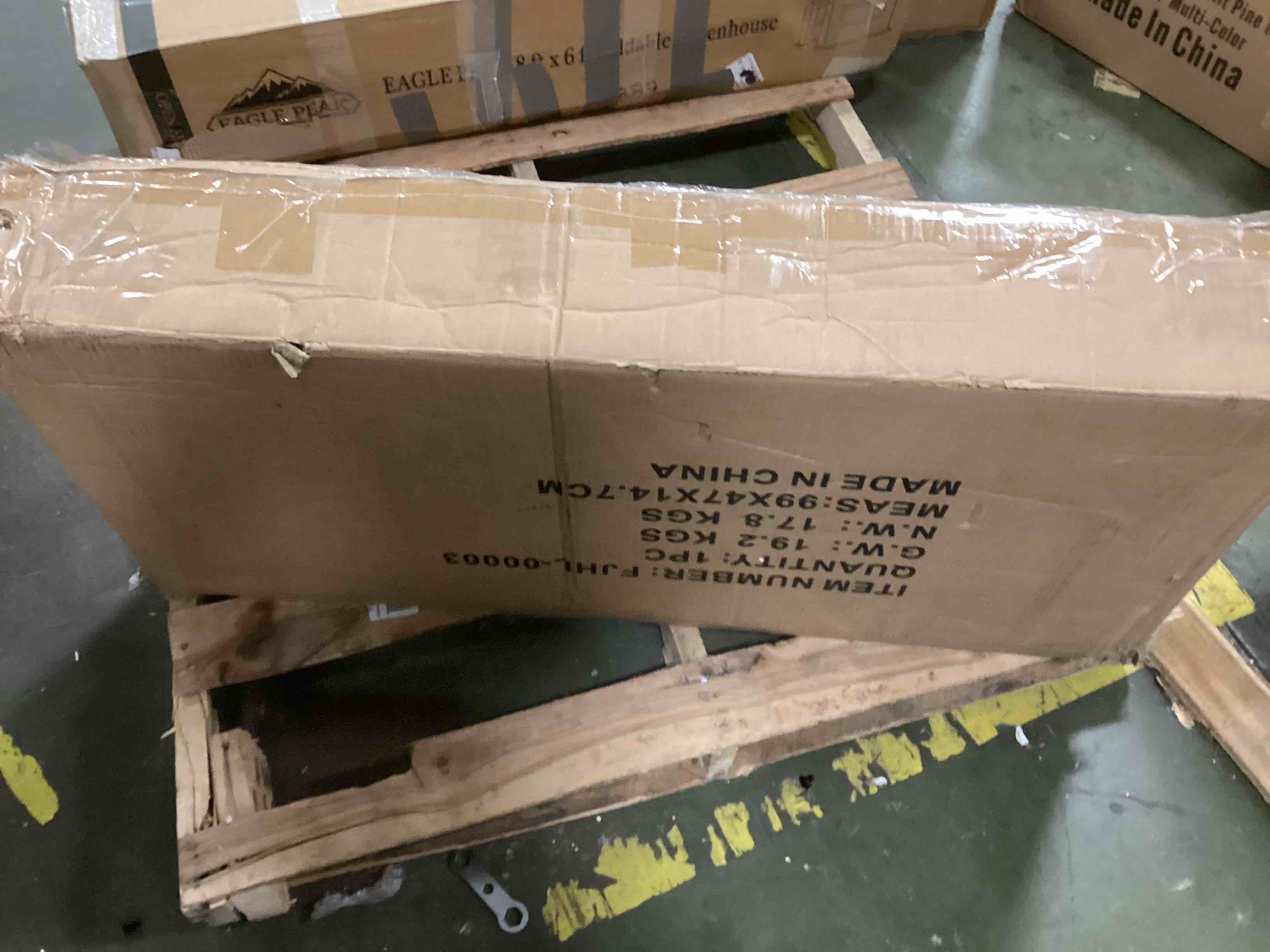 https://s3.amazonaws.com/lotting-images-prod/bidfta/BLU4940887_1704804470754.jpeg