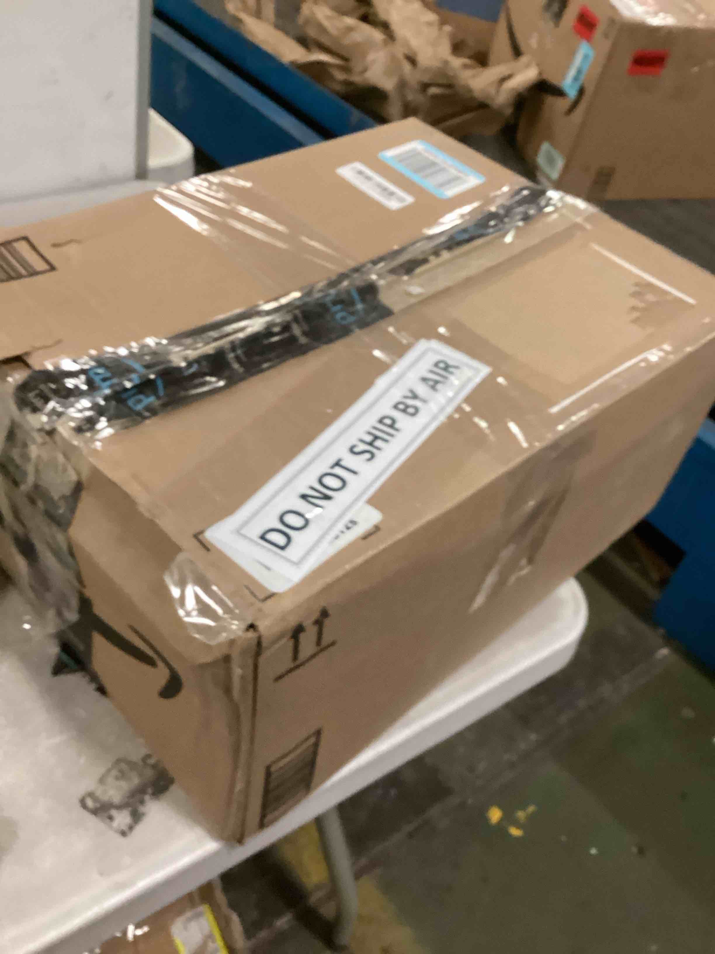 https://s3.amazonaws.com/lotting-images-prod/bidfta/BLU4941013_1704815794195.jpeg