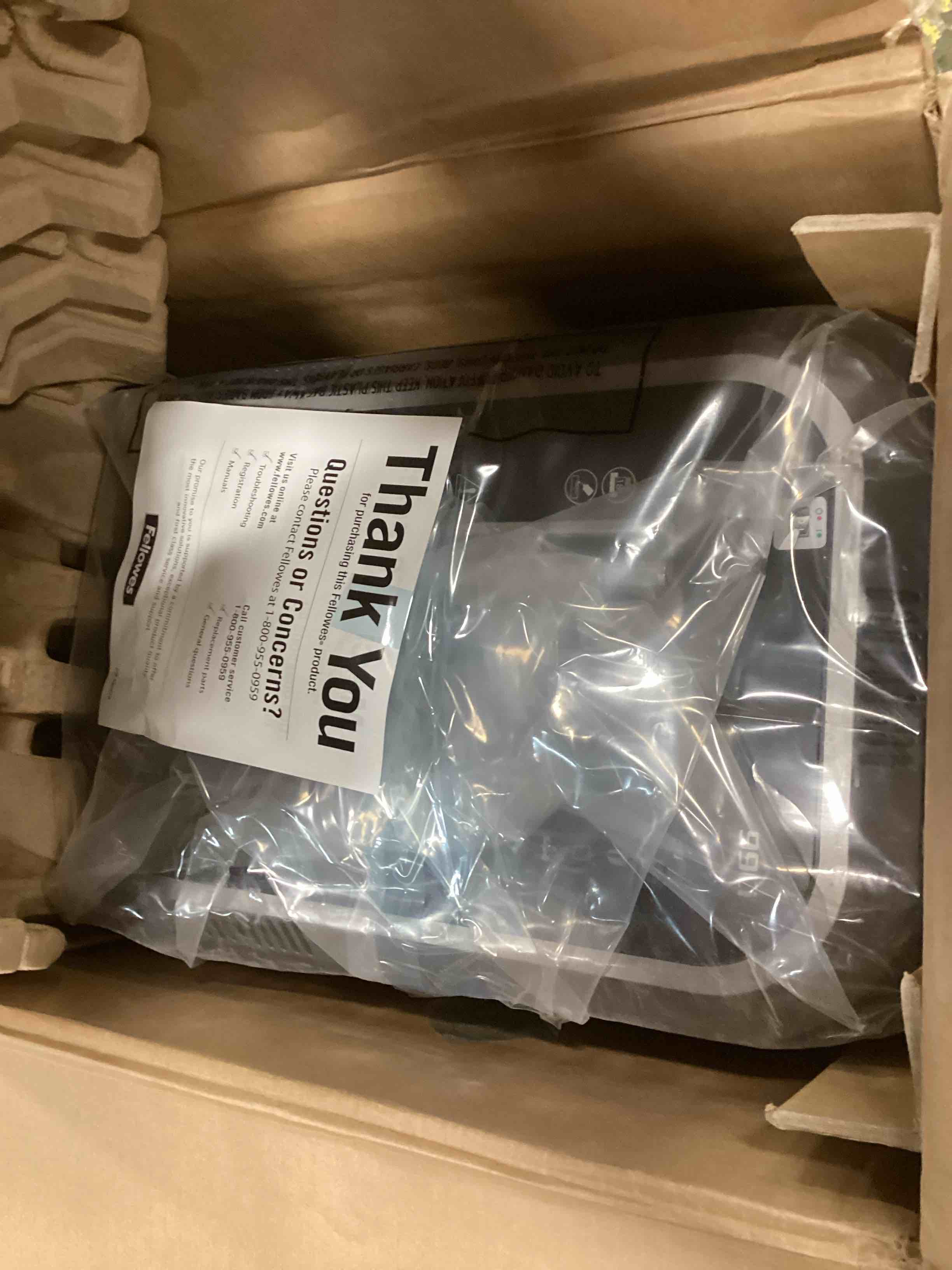 https://s3.amazonaws.com/lotting-images-prod/bidfta/BLU4941091_1704821867938.jpeg