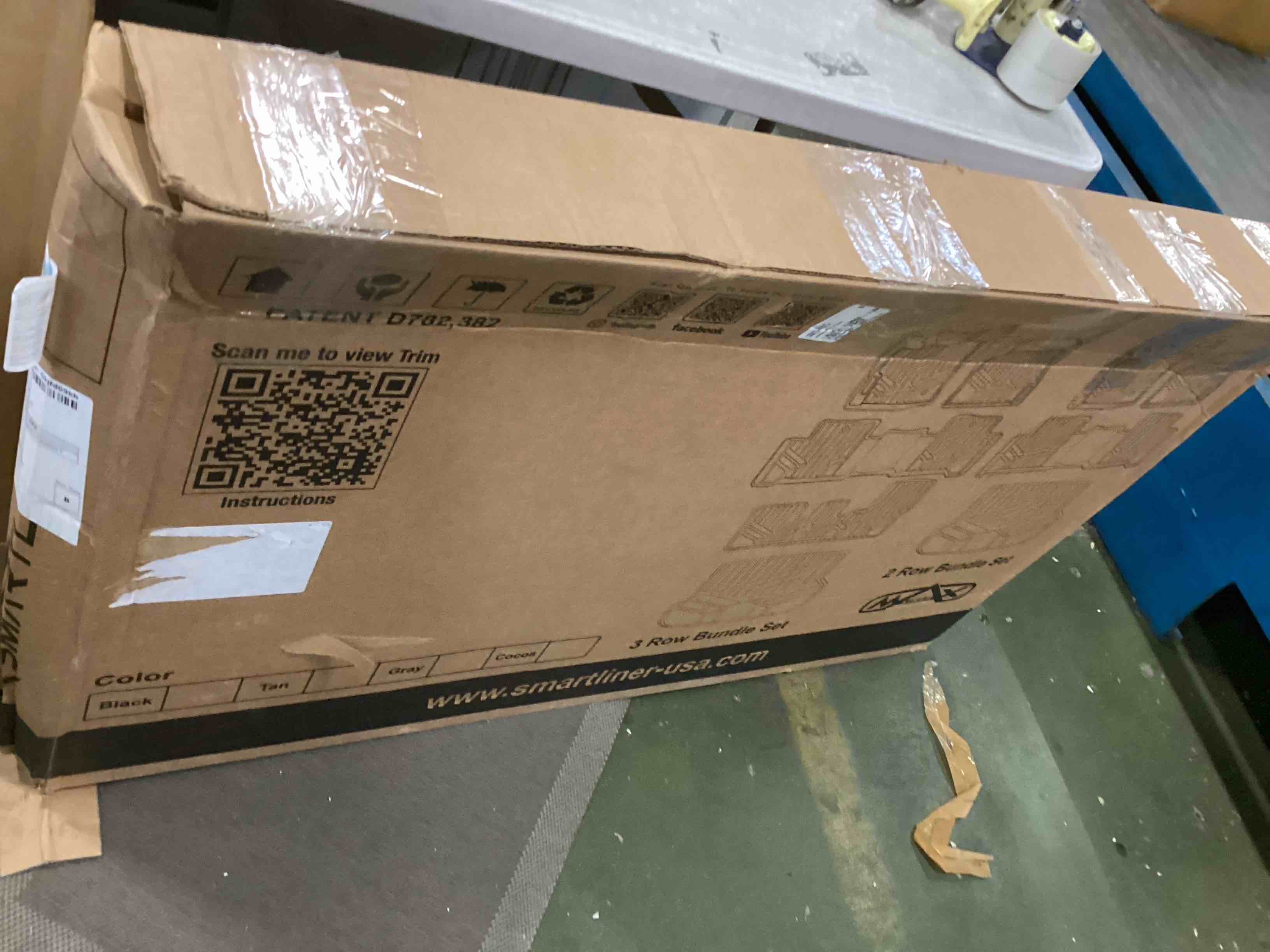 https://s3.amazonaws.com/lotting-images-prod/bidfta/BLU4941131_1704827451362.jpeg