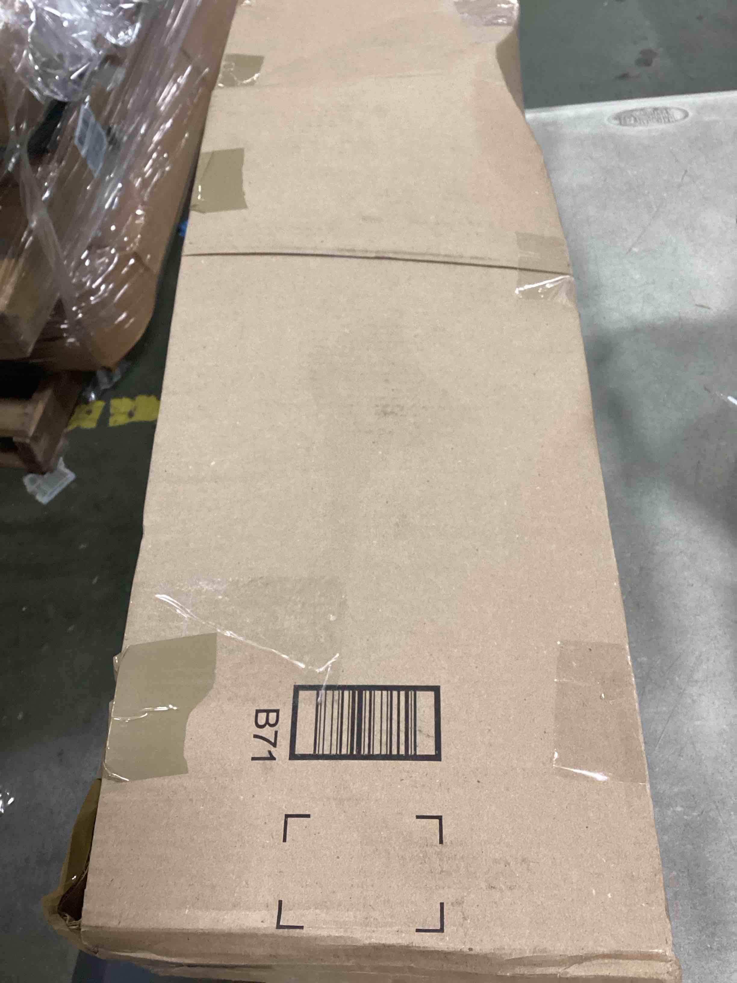 https://s3.amazonaws.com/lotting-images-prod/bidfta/BLU4941861_1704807086123.jpeg