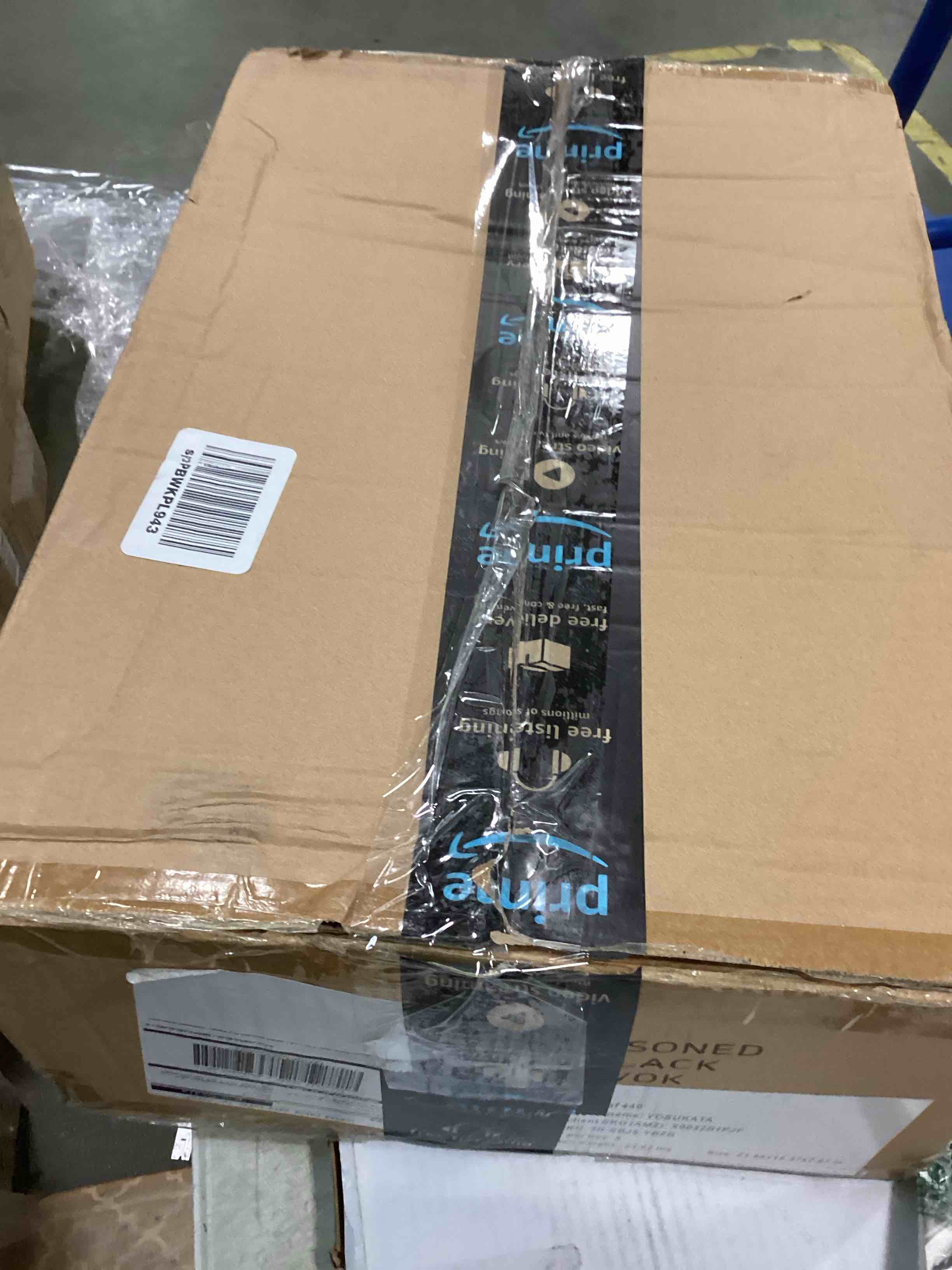 https://s3.amazonaws.com/lotting-images-prod/bidfta/BLU4942937_1705411270547.jpeg