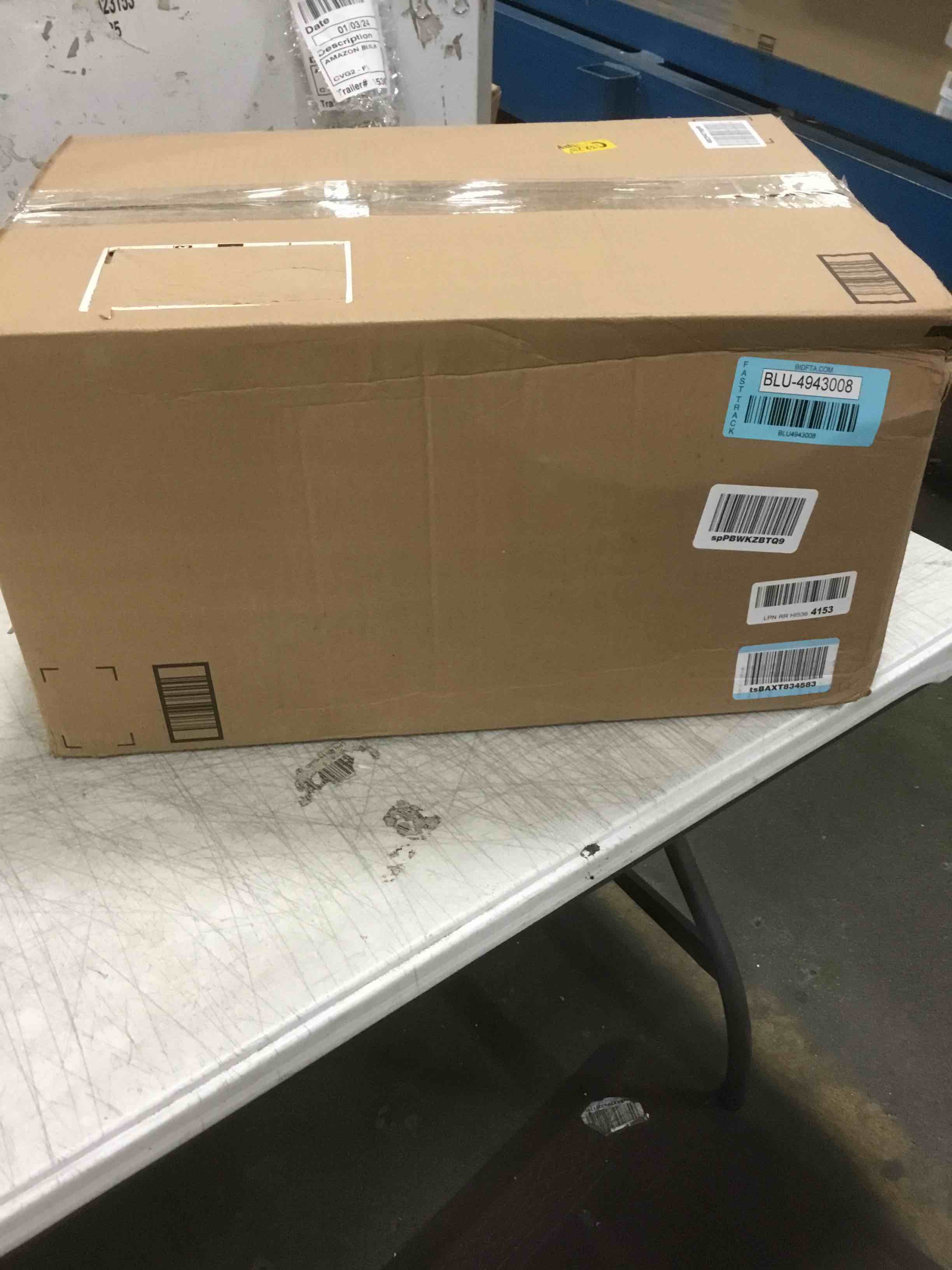 https://s3.amazonaws.com/lotting-images-prod/bidfta/BLU4943008_1704715676602.jpeg