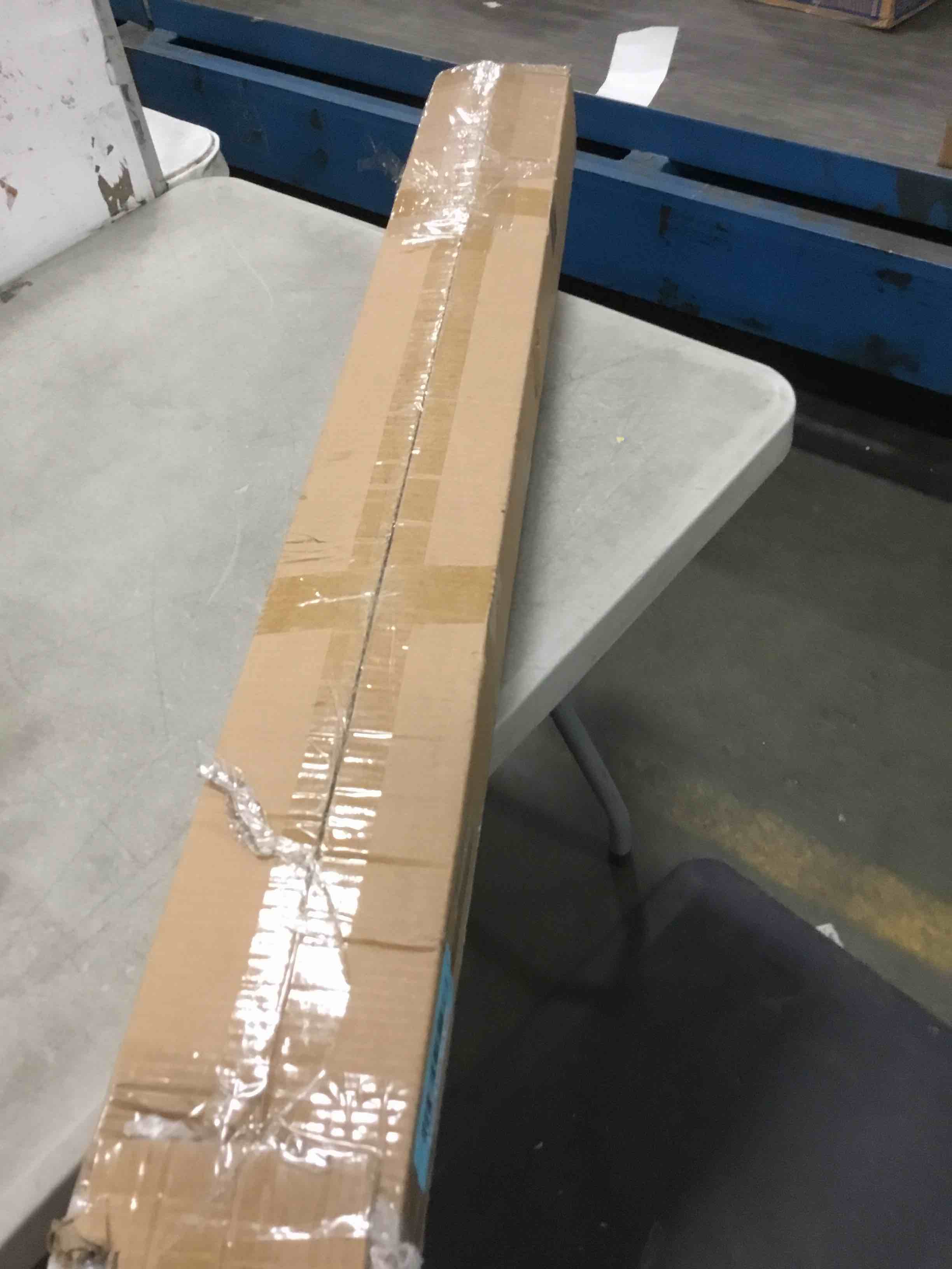 https://s3.amazonaws.com/lotting-images-prod/bidfta/BLU4943694_1704977610302.jpeg