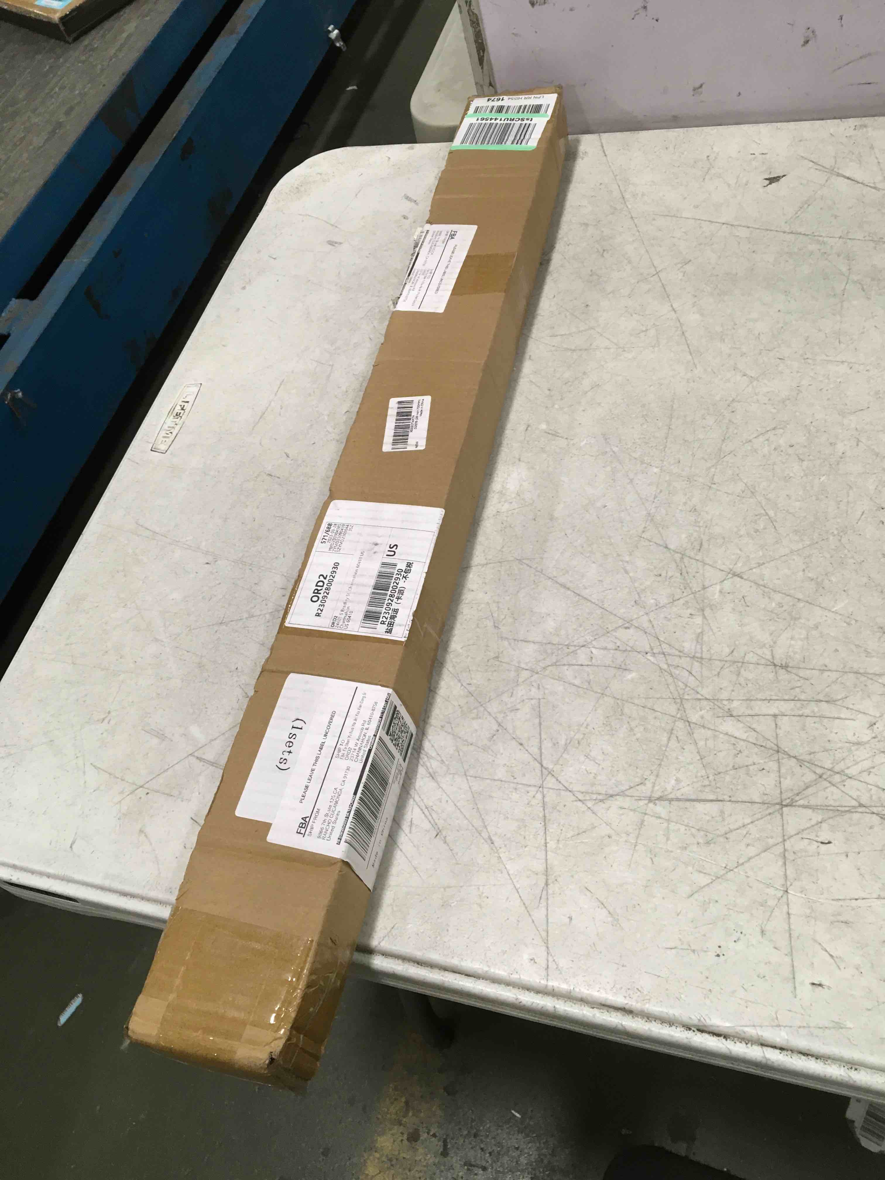 https://s3.amazonaws.com/lotting-images-prod/bidfta/BLU4944095_1705149829085.jpeg