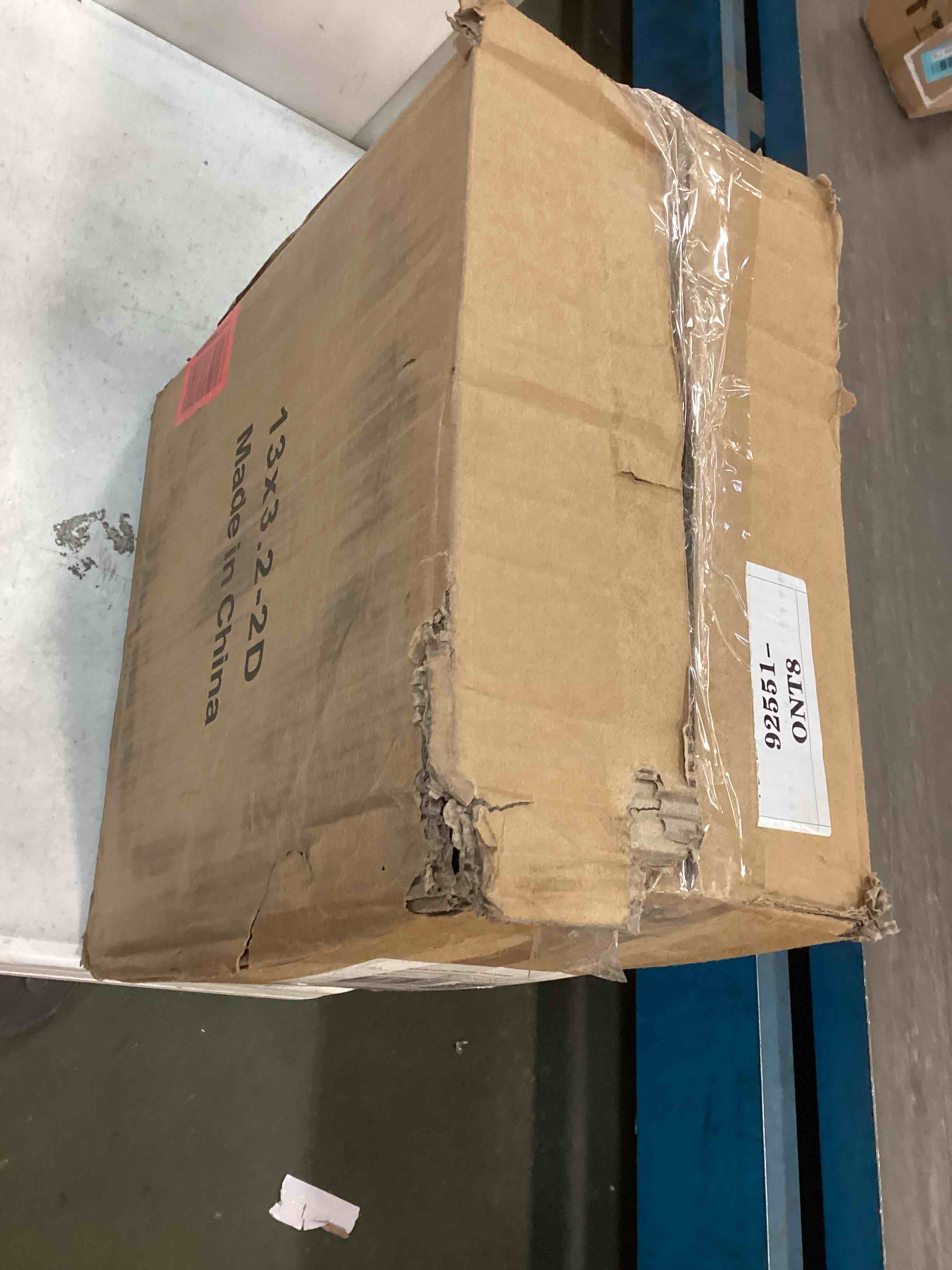 https://s3.amazonaws.com/lotting-images-prod/bidfta/BLU4944635_1704402606727.jpeg