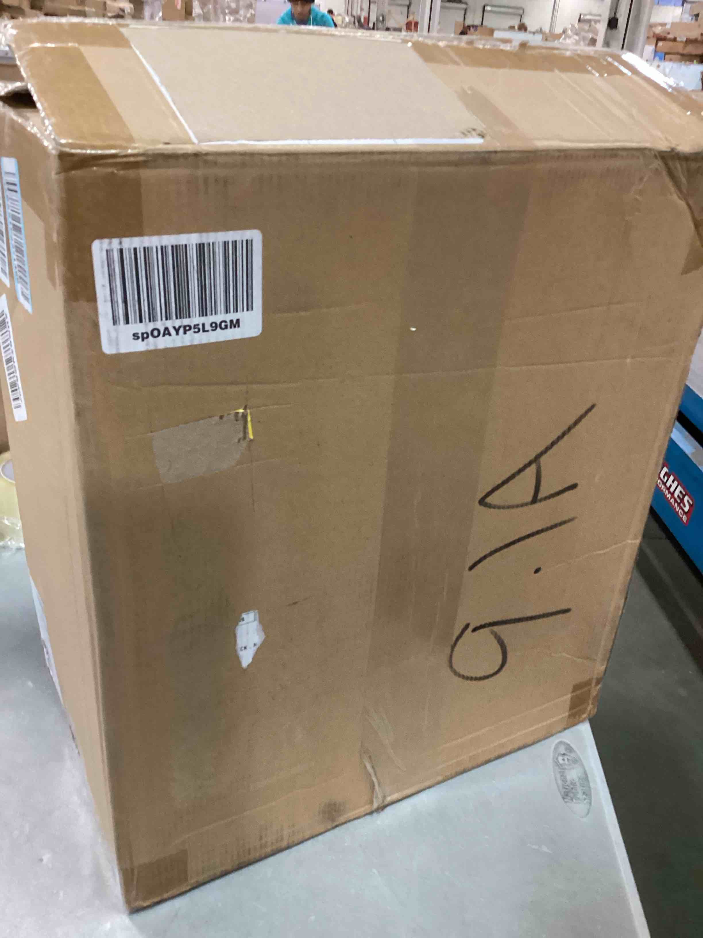 https://s3.amazonaws.com/lotting-images-prod/bidfta/BLU4944691_1704548501691.jpeg