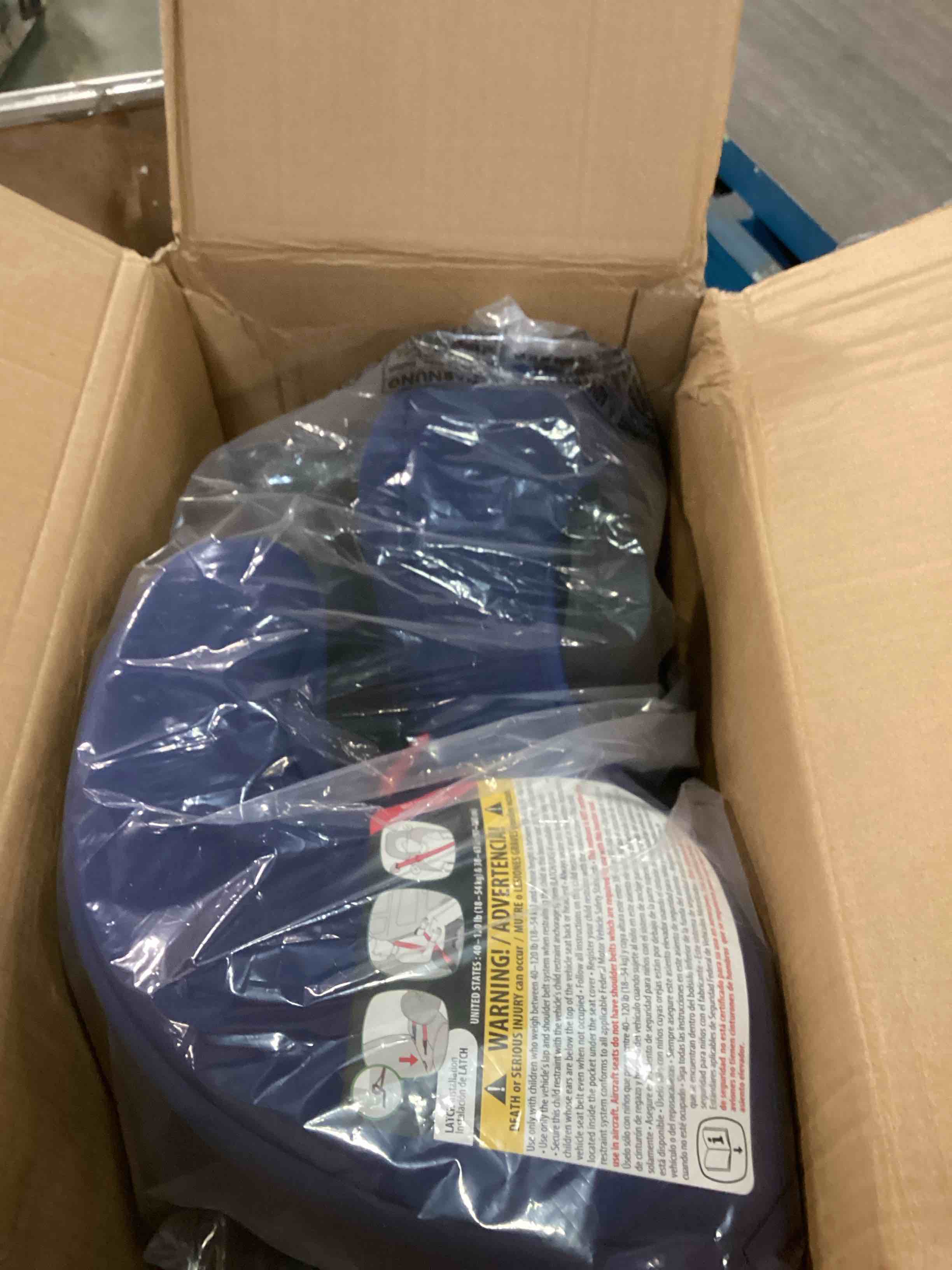 https://s3.amazonaws.com/lotting-images-prod/bidfta/BLU4944691_1704548510527.jpeg