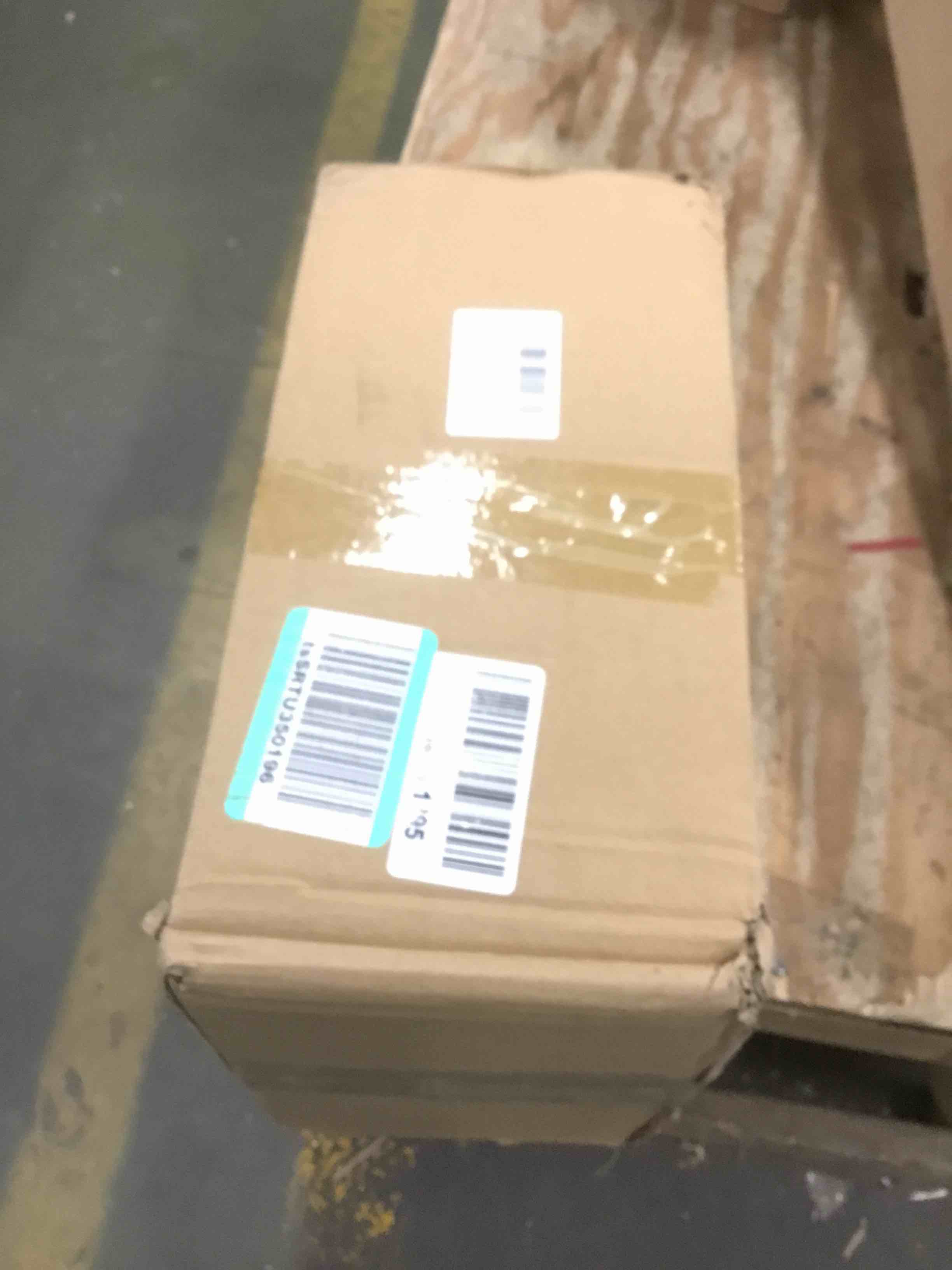https://s3.amazonaws.com/lotting-images-prod/bidfta/BLU4945968_1704386291378.jpeg
