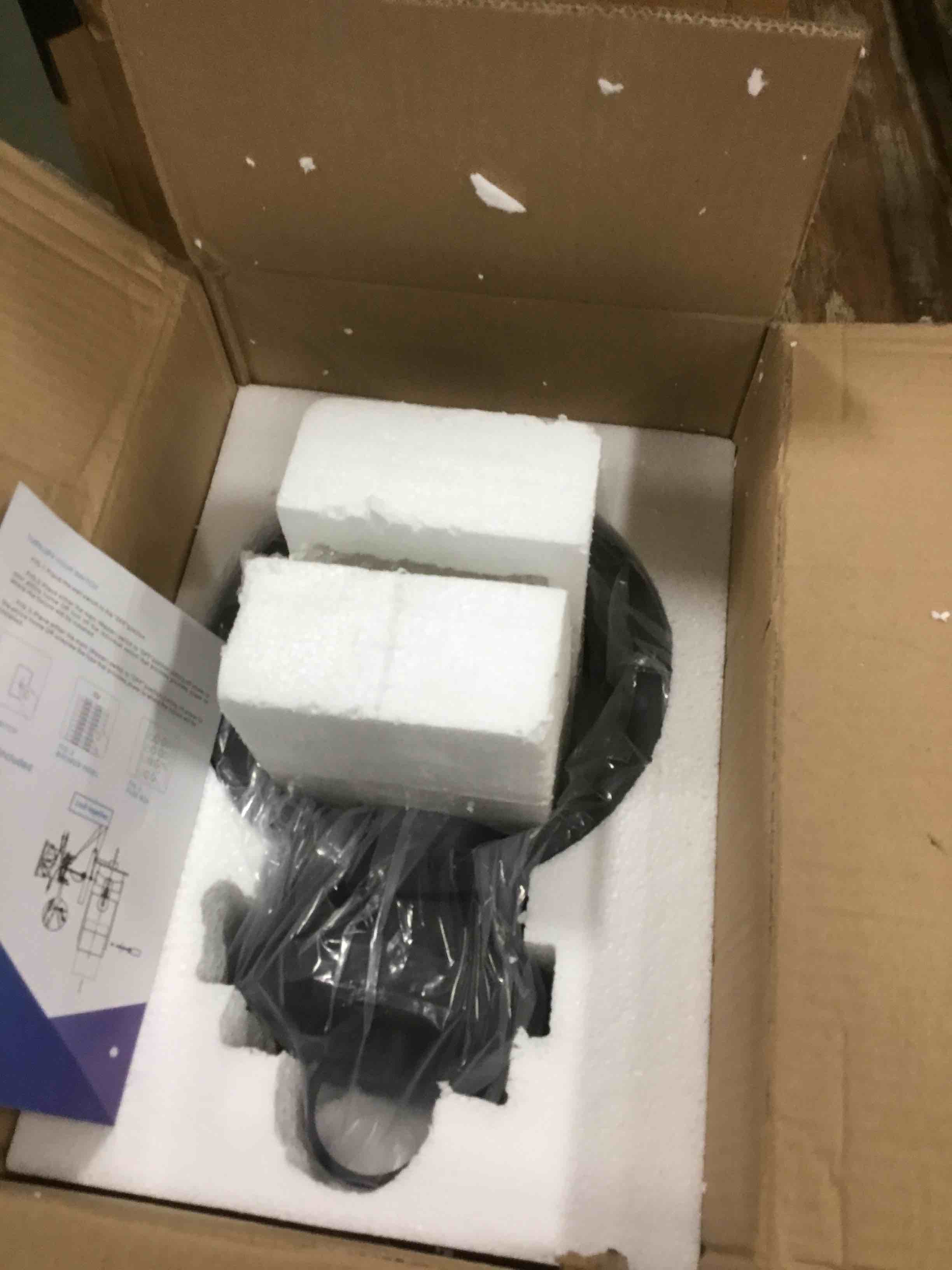 https://s3.amazonaws.com/lotting-images-prod/bidfta/BLU4946098_1704458828770.jpeg