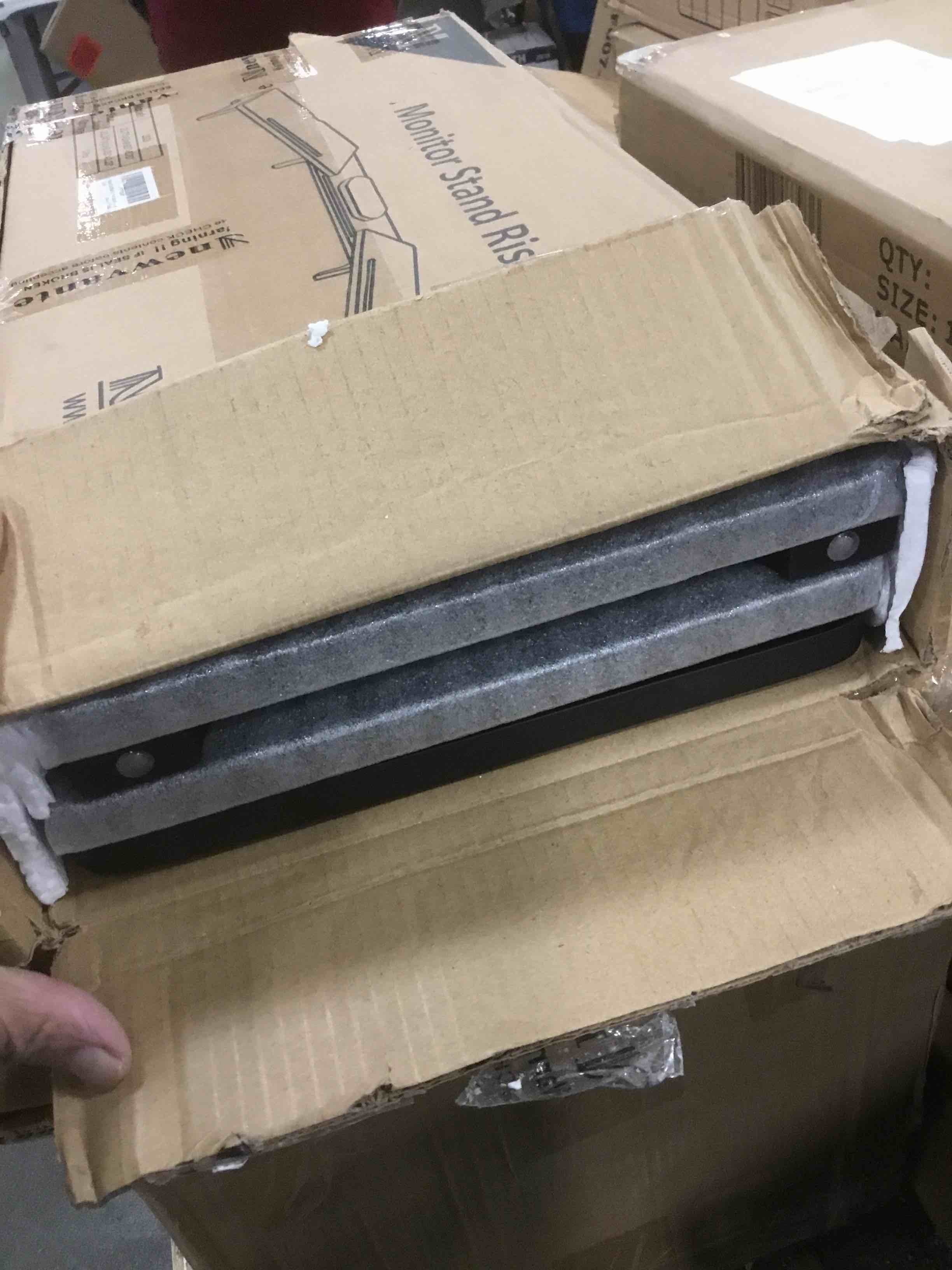 https://s3.amazonaws.com/lotting-images-prod/bidfta/BLU4946103_1704459413105.jpeg
