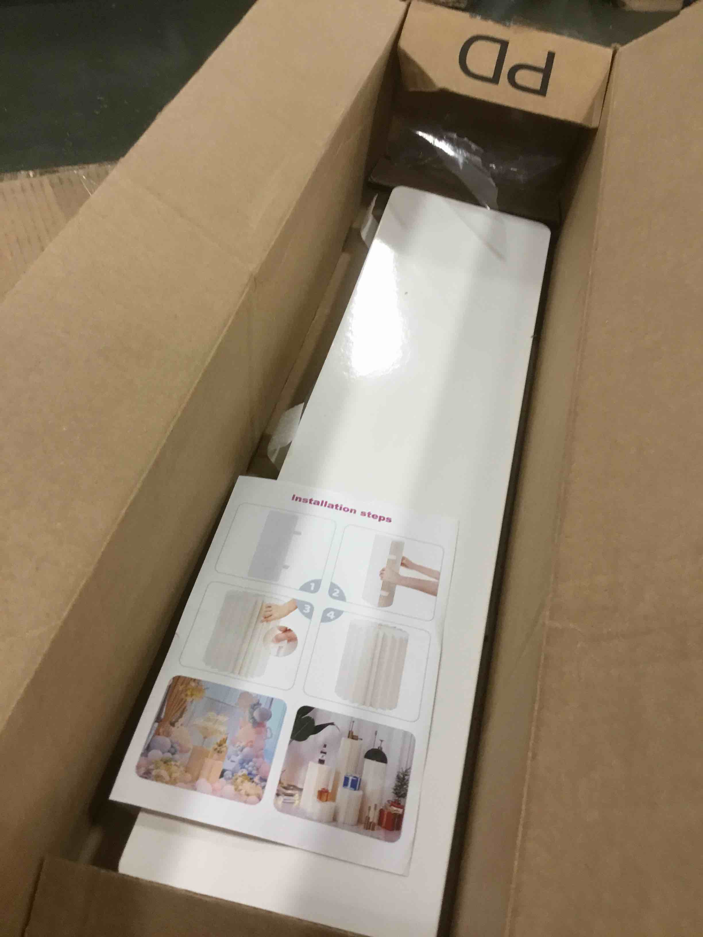 https://s3.amazonaws.com/lotting-images-prod/bidfta/BLU4946656_1704986768052.jpeg