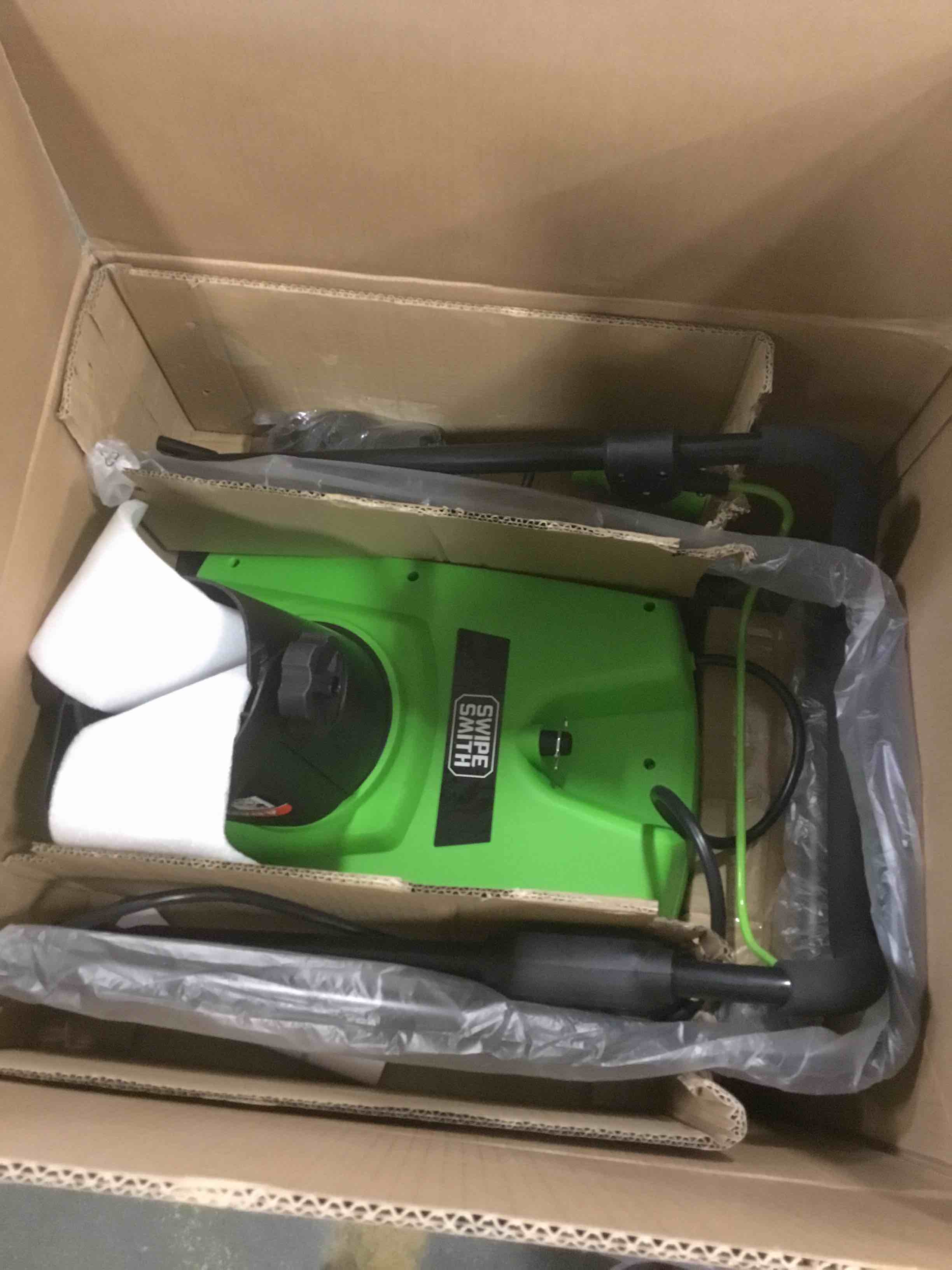 https://s3.amazonaws.com/lotting-images-prod/bidfta/BLU4946752_1705001787450.jpeg