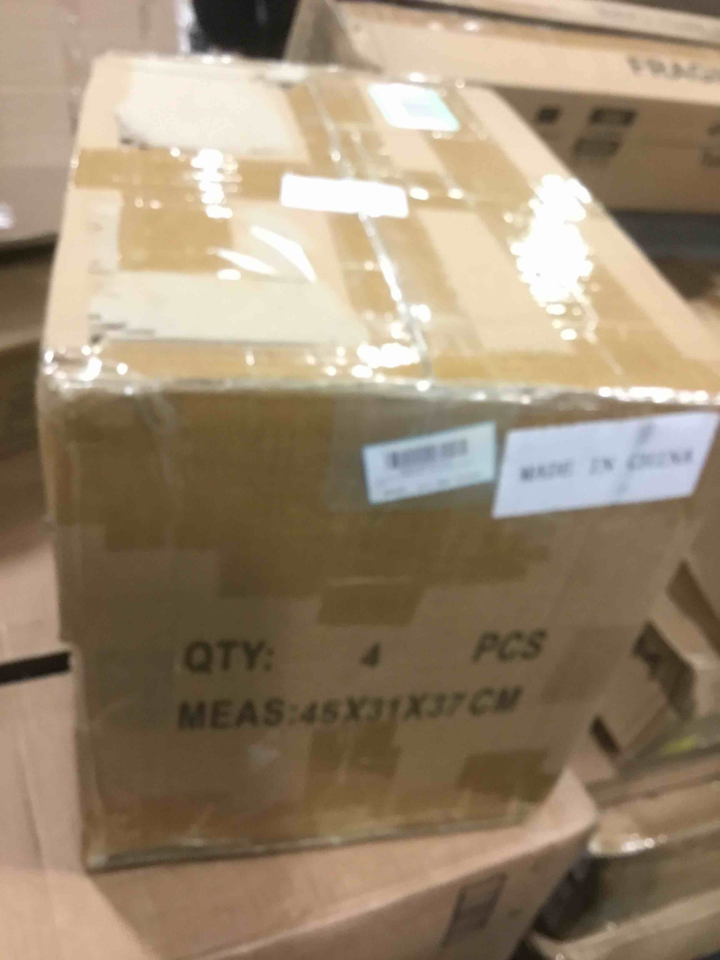 https://s3.amazonaws.com/lotting-images-prod/bidfta/BLU4946814_1705066700791.jpeg