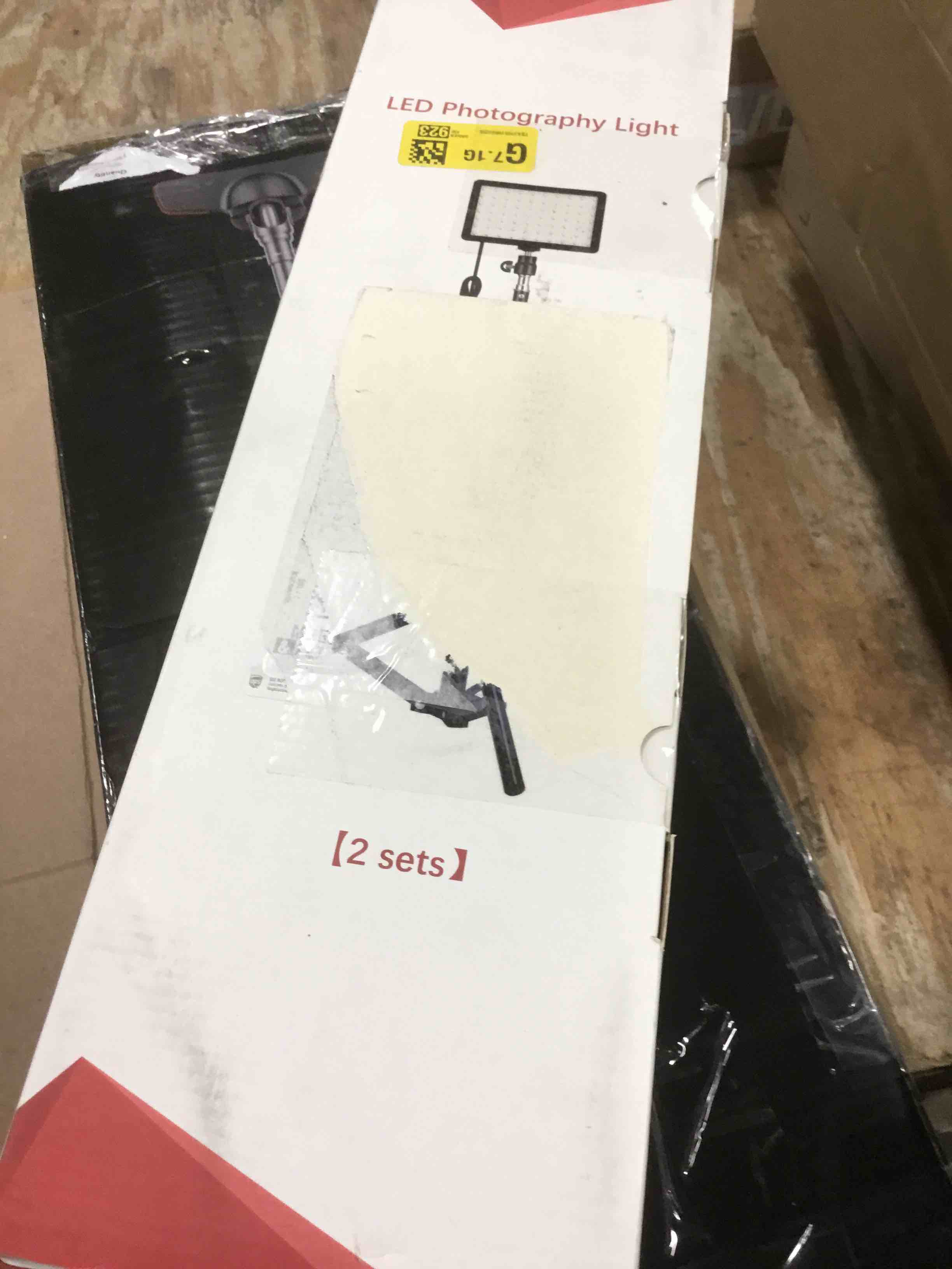 https://s3.amazonaws.com/lotting-images-prod/bidfta/BLU4946961_1705090825869.jpeg