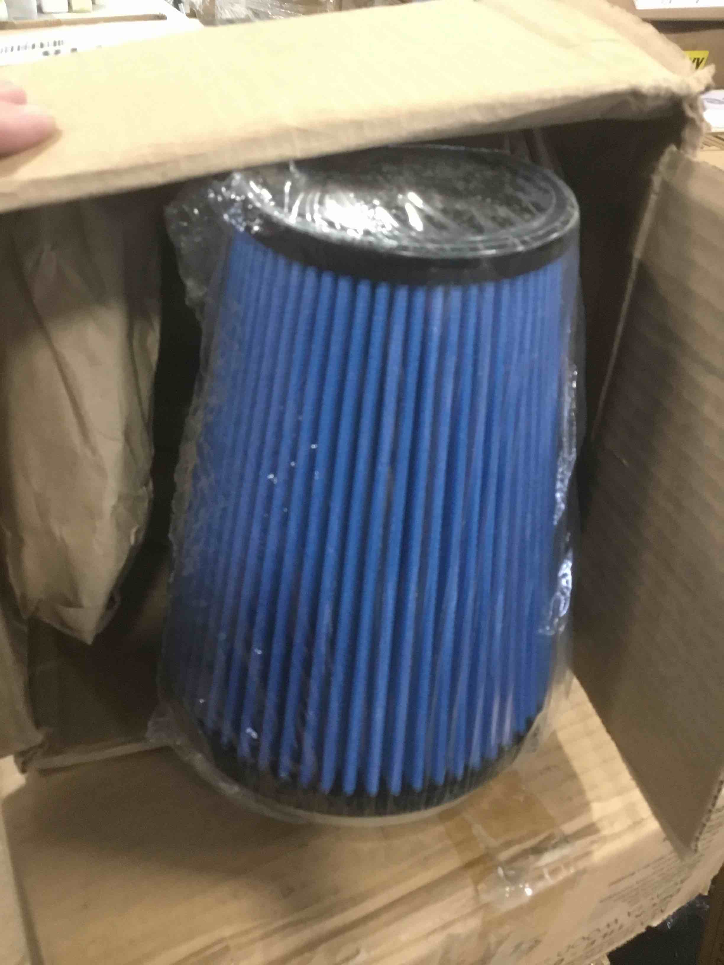 https://s3.amazonaws.com/lotting-images-prod/bidfta/BLU4947318_1705420494682.jpeg