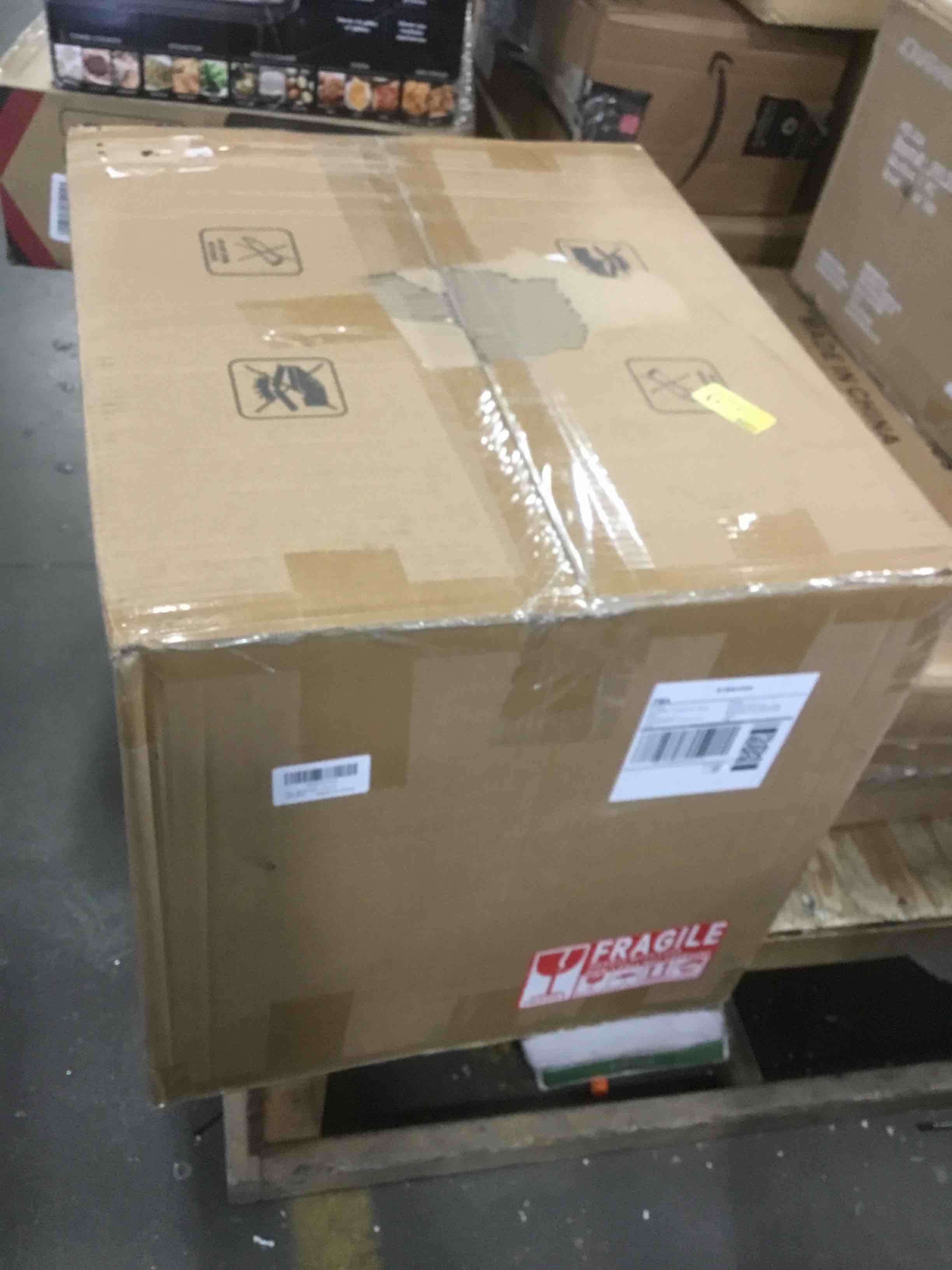 https://s3.amazonaws.com/lotting-images-prod/bidfta/BLU4947380_1705430570551.jpeg