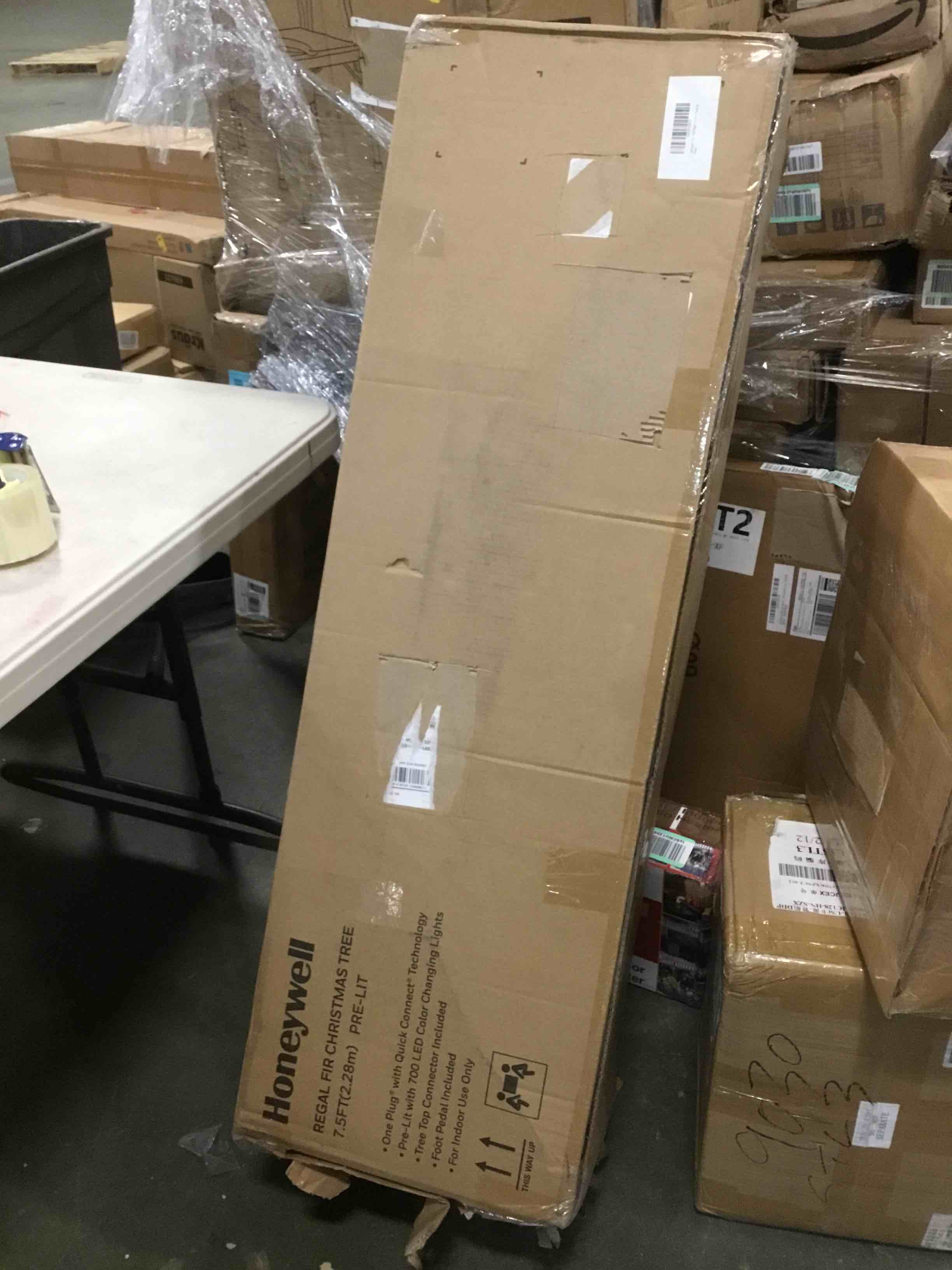 https://s3.amazonaws.com/lotting-images-prod/bidfta/BLU4947480_1704458077296.jpeg