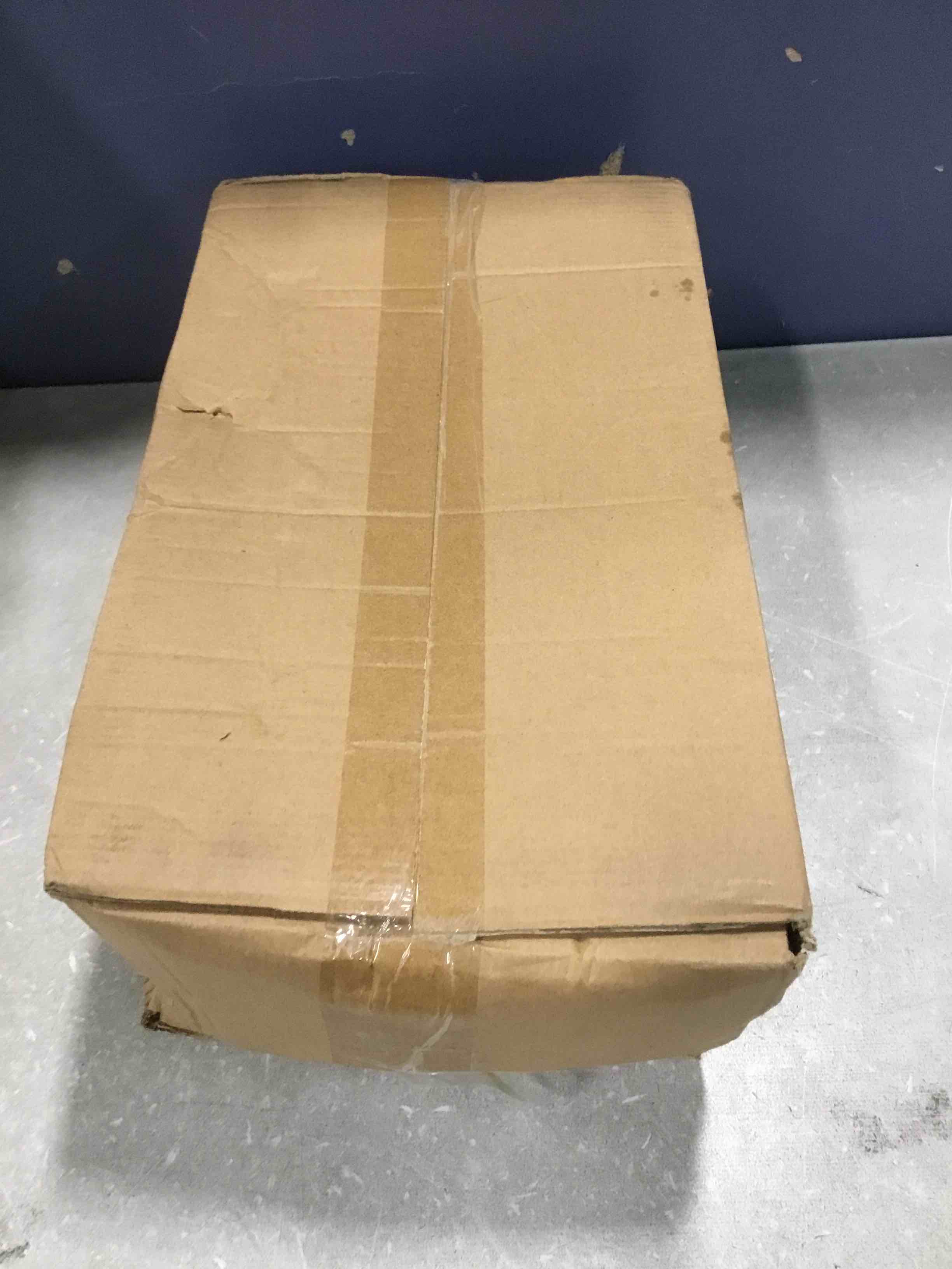 https://s3.amazonaws.com/lotting-images-prod/bidfta/BLU4947937_1704890047150.jpeg