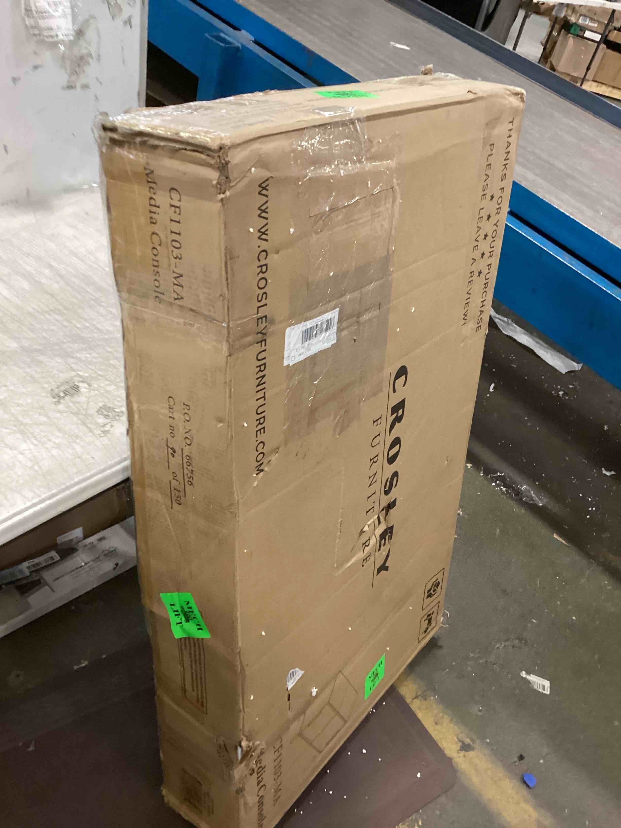 https://s3.amazonaws.com/lotting-images-prod/bidfta/BLU4949007_1704468135028.jpeg