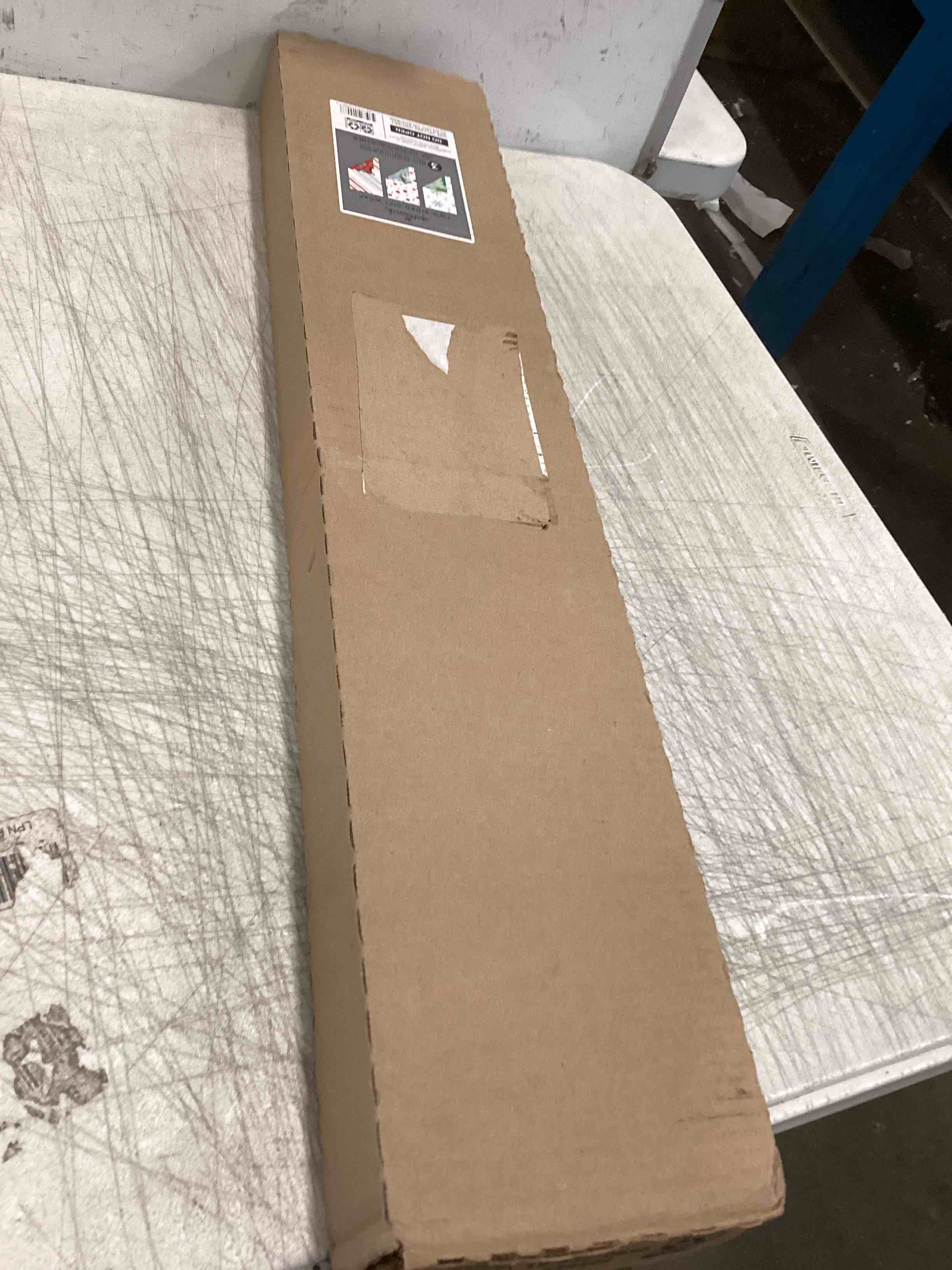 https://s3.amazonaws.com/lotting-images-prod/bidfta/BLU4949075_1704475163291.jpeg