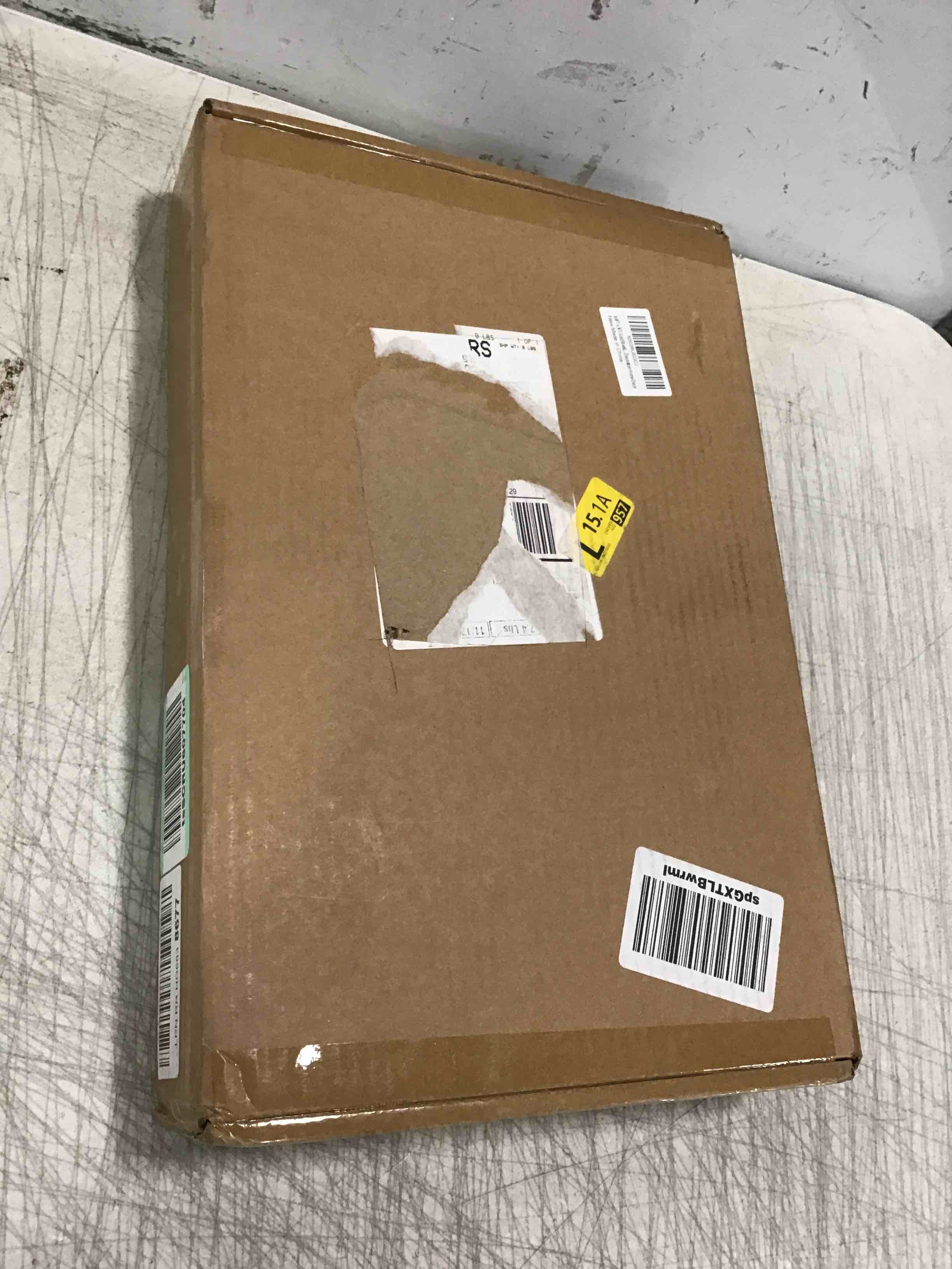 https://s3.amazonaws.com/lotting-images-prod/bidfta/BLU4949110_1704480273711.jpeg