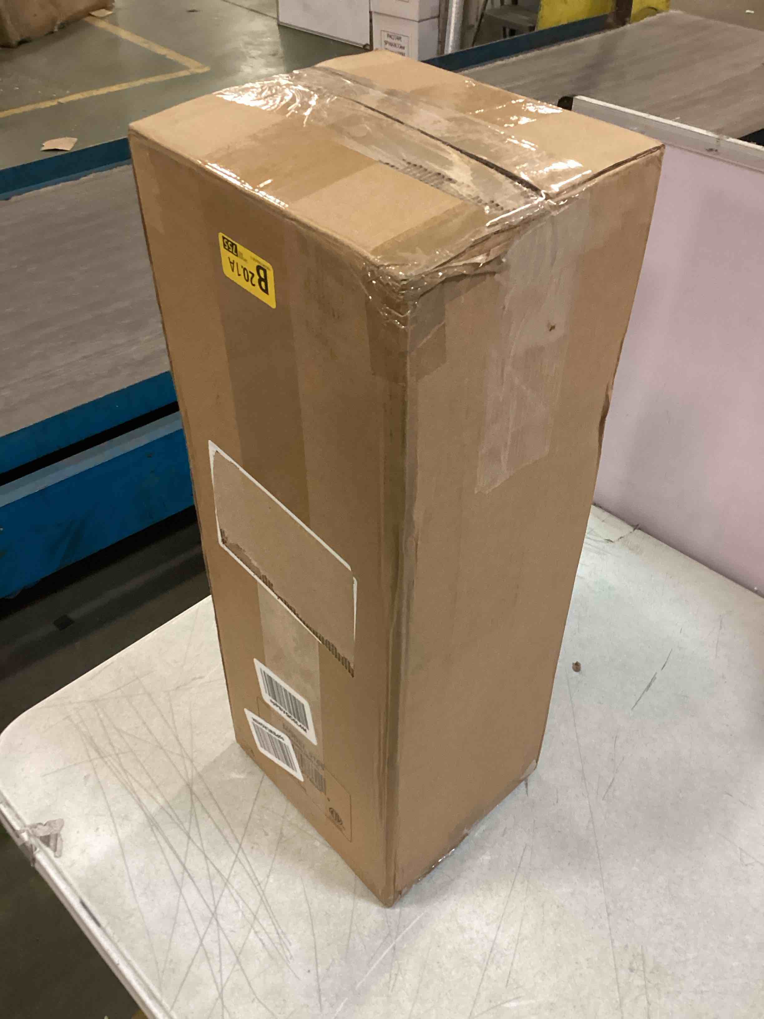https://s3.amazonaws.com/lotting-images-prod/bidfta/BLU4949339_1704806808461.jpeg