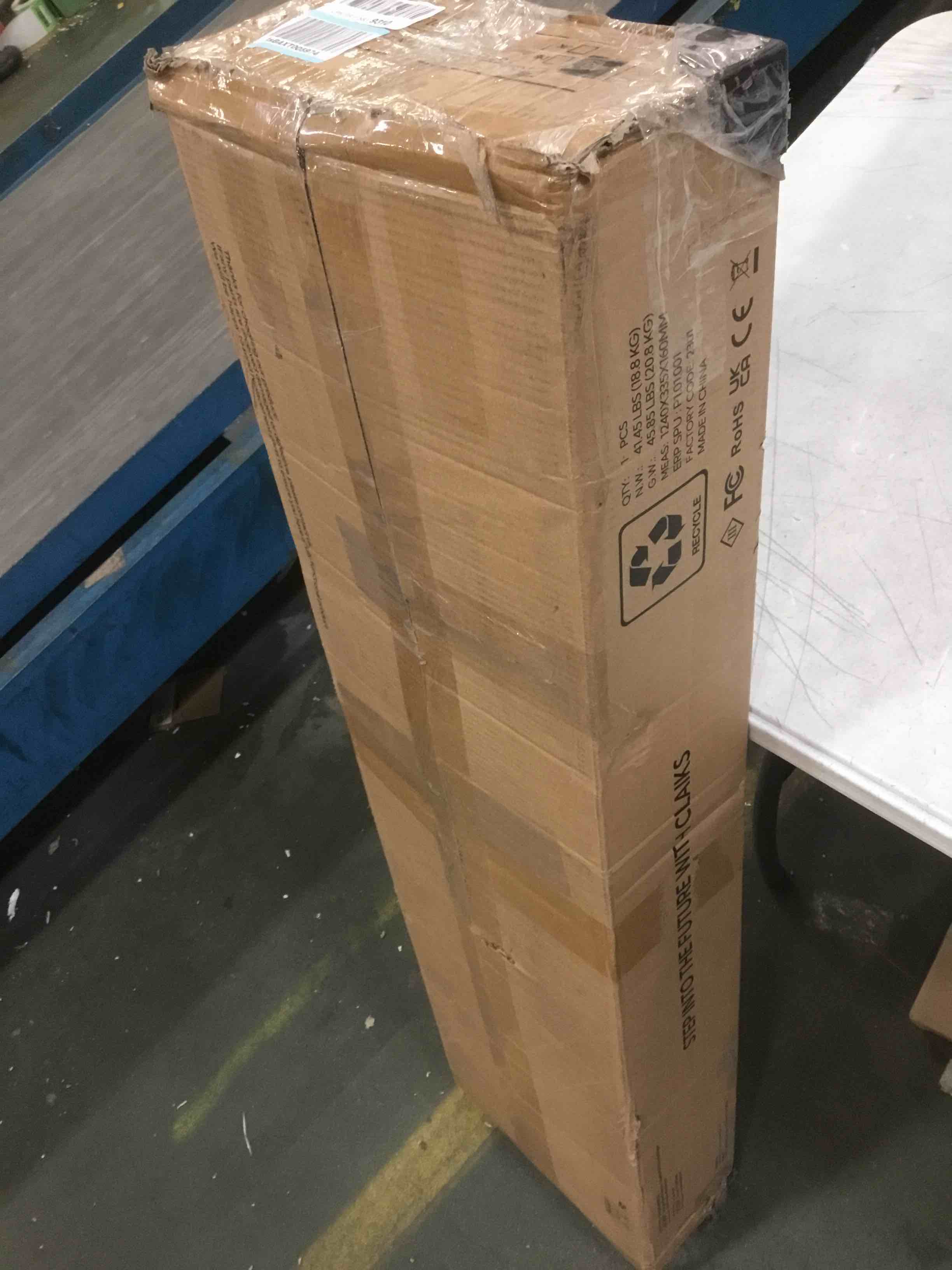 https://s3.amazonaws.com/lotting-images-prod/bidfta/BLU4949474_1704828193132.jpeg